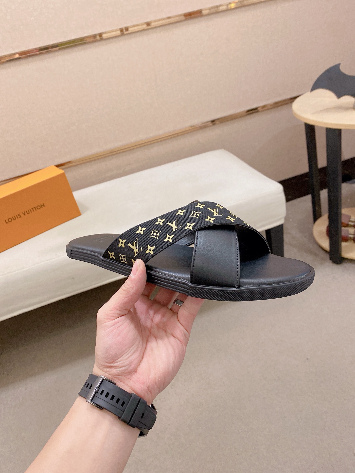 LV Style Leather Men's Shoes style reference detail image 4 from source 780873