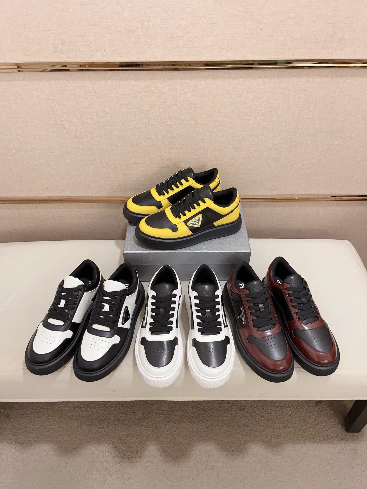 Prada Style Leather Men's Shoes style reference detail image 9 from source 782059