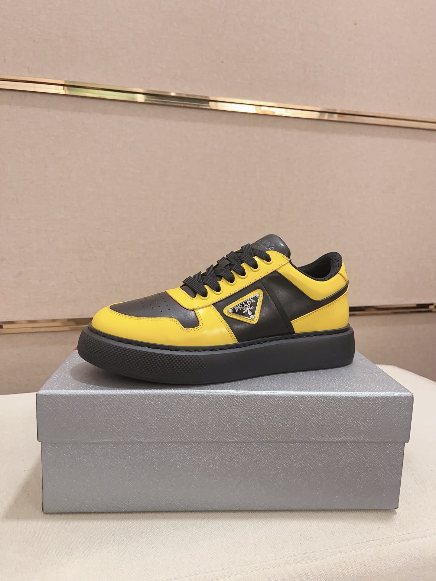 Prada Style Leather Men's Shoes Lookbook Reference image 1