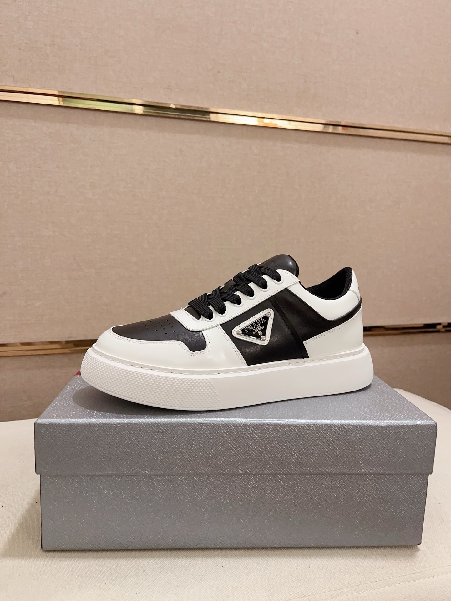 Prada Style Leather Men's Shoes Lookbook Reference image 1