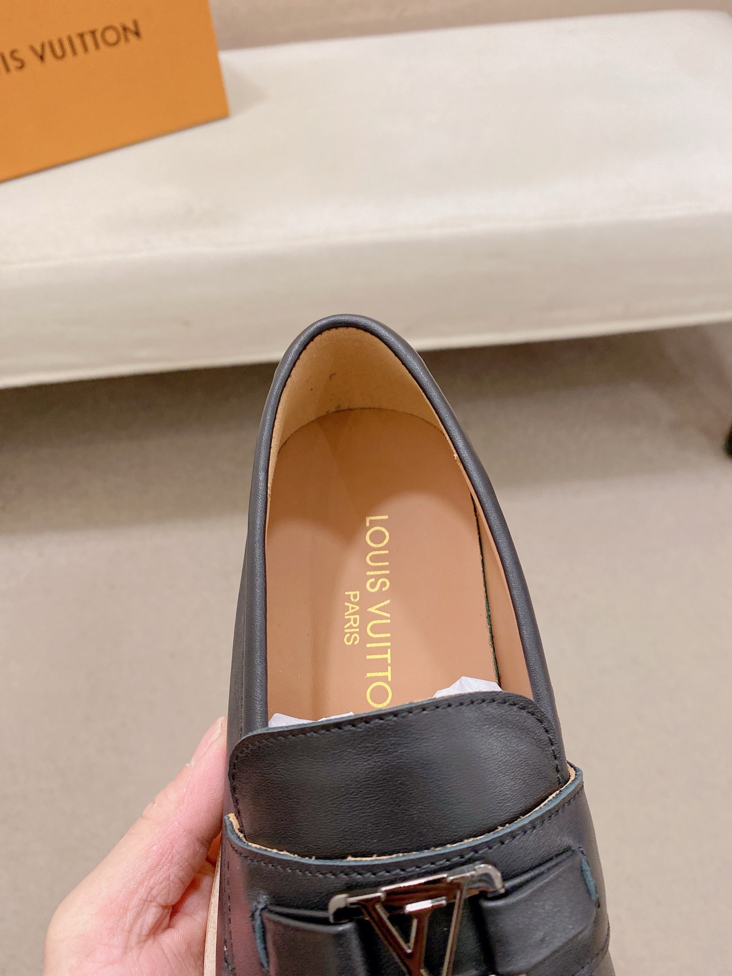 LV Style Leather Men's Shoes style reference detail image 6 from source 780883
