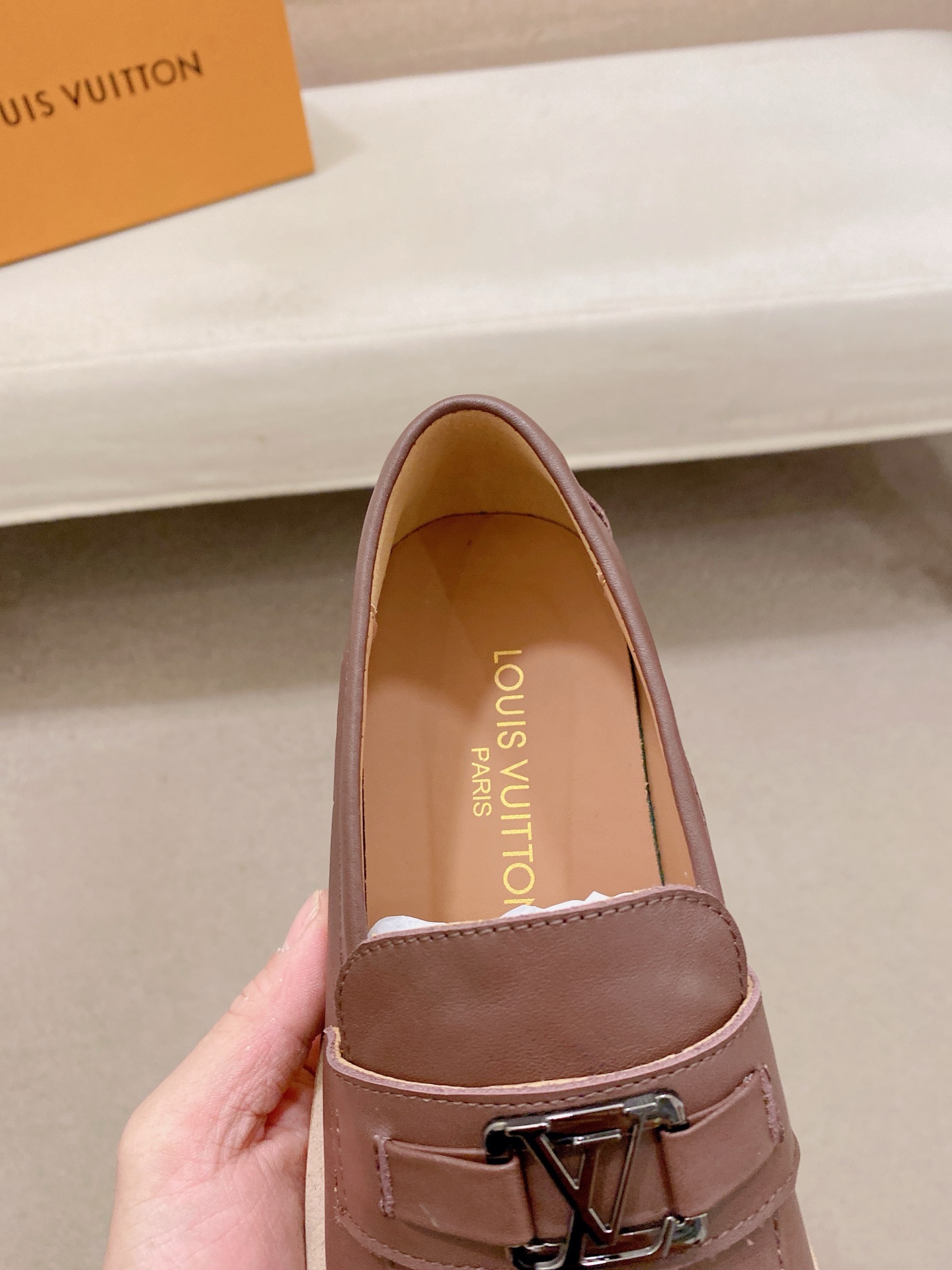 LV Style Leather Men's Shoes style reference detail image 6 from source 780884
