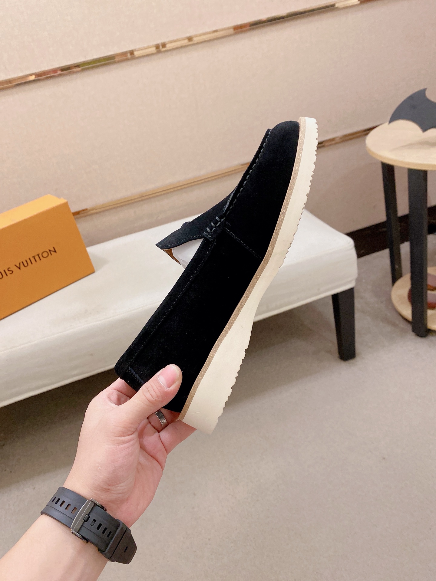 LV Style Leather Men's Shoes style reference detail image 5 from source 780885