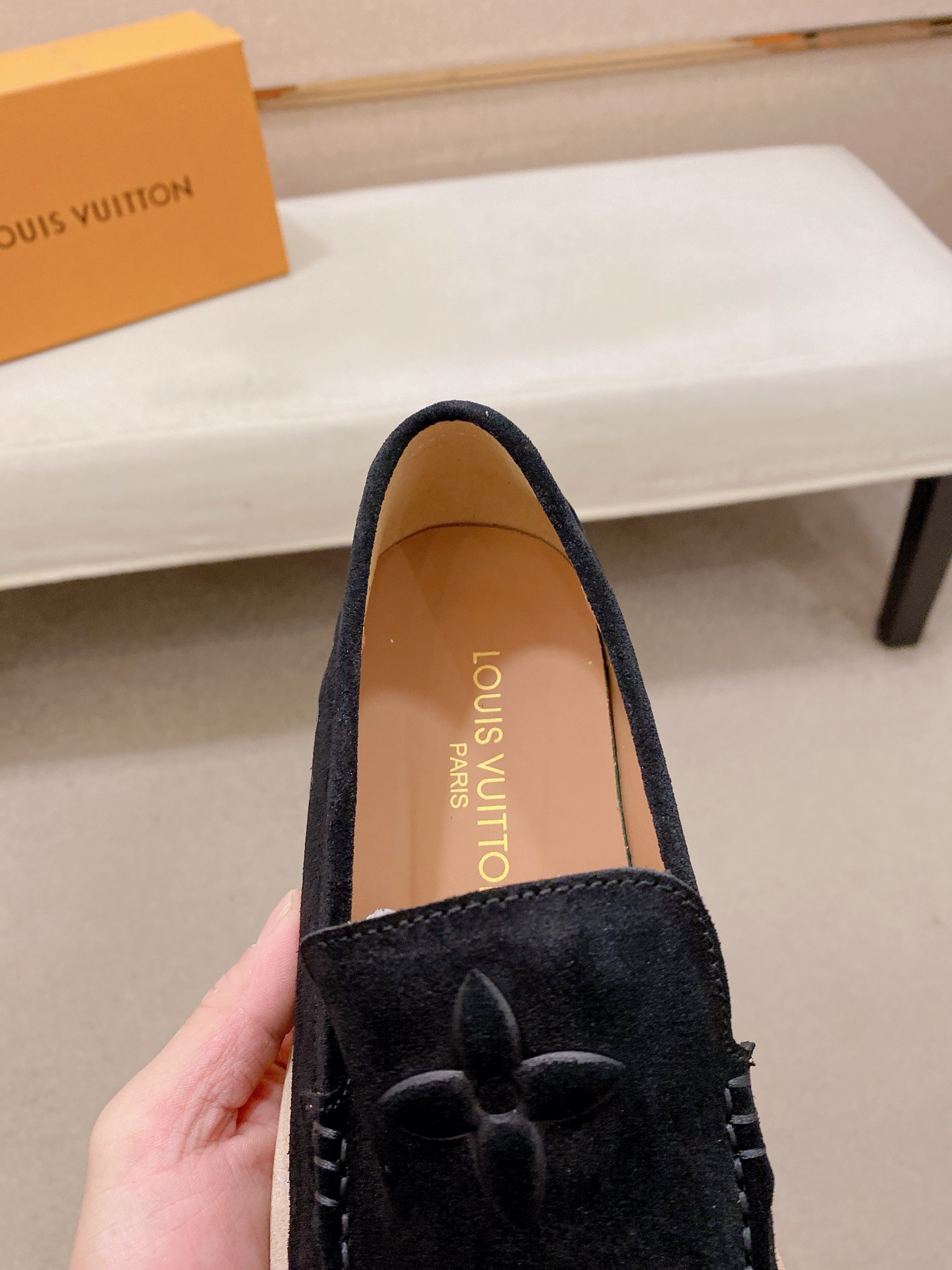 LV Style Leather Men's Shoes style reference detail image 6 from source 780885