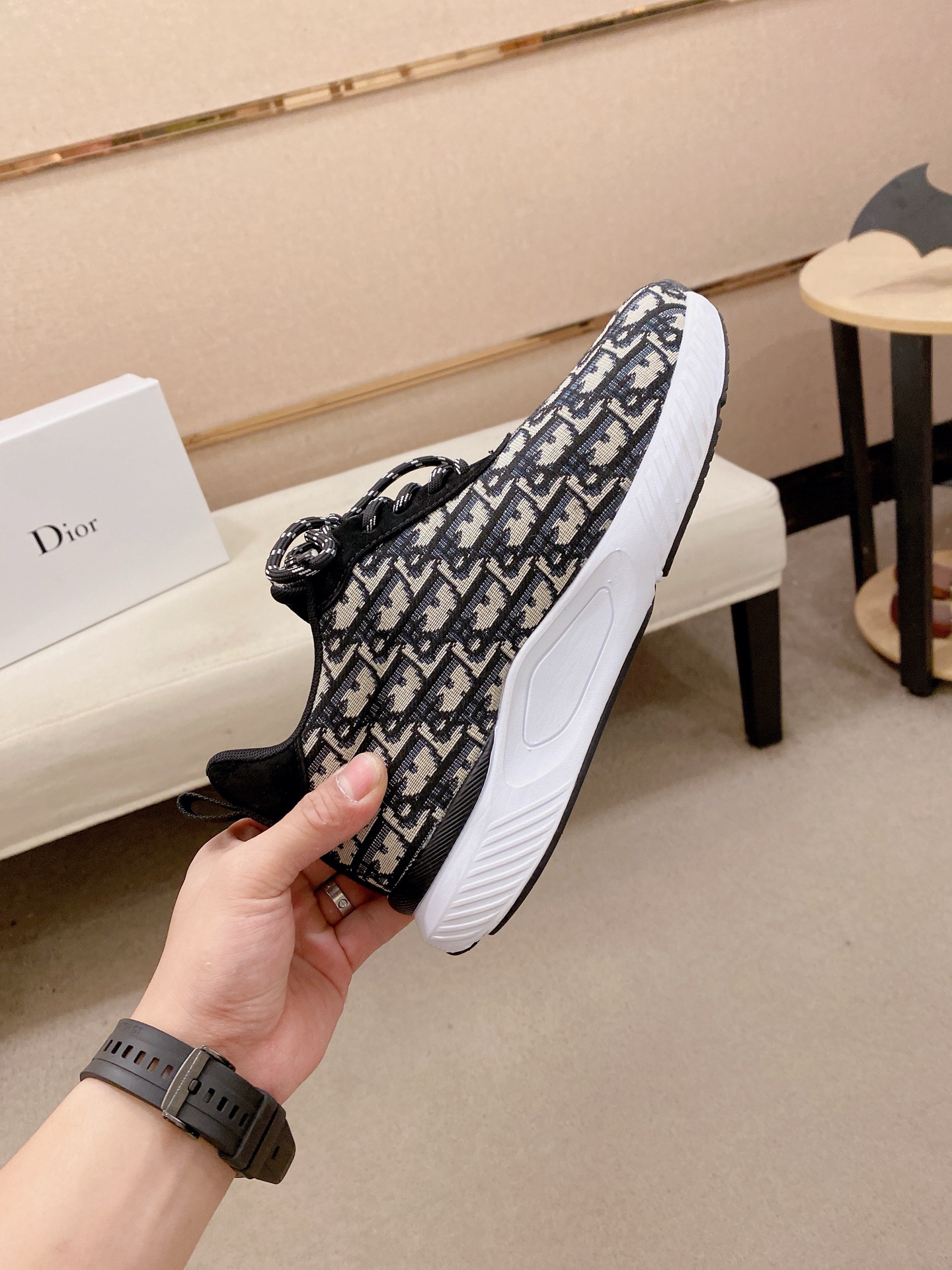 Dior Style Leather Men's Shoes style reference detail image 5 from source 782392