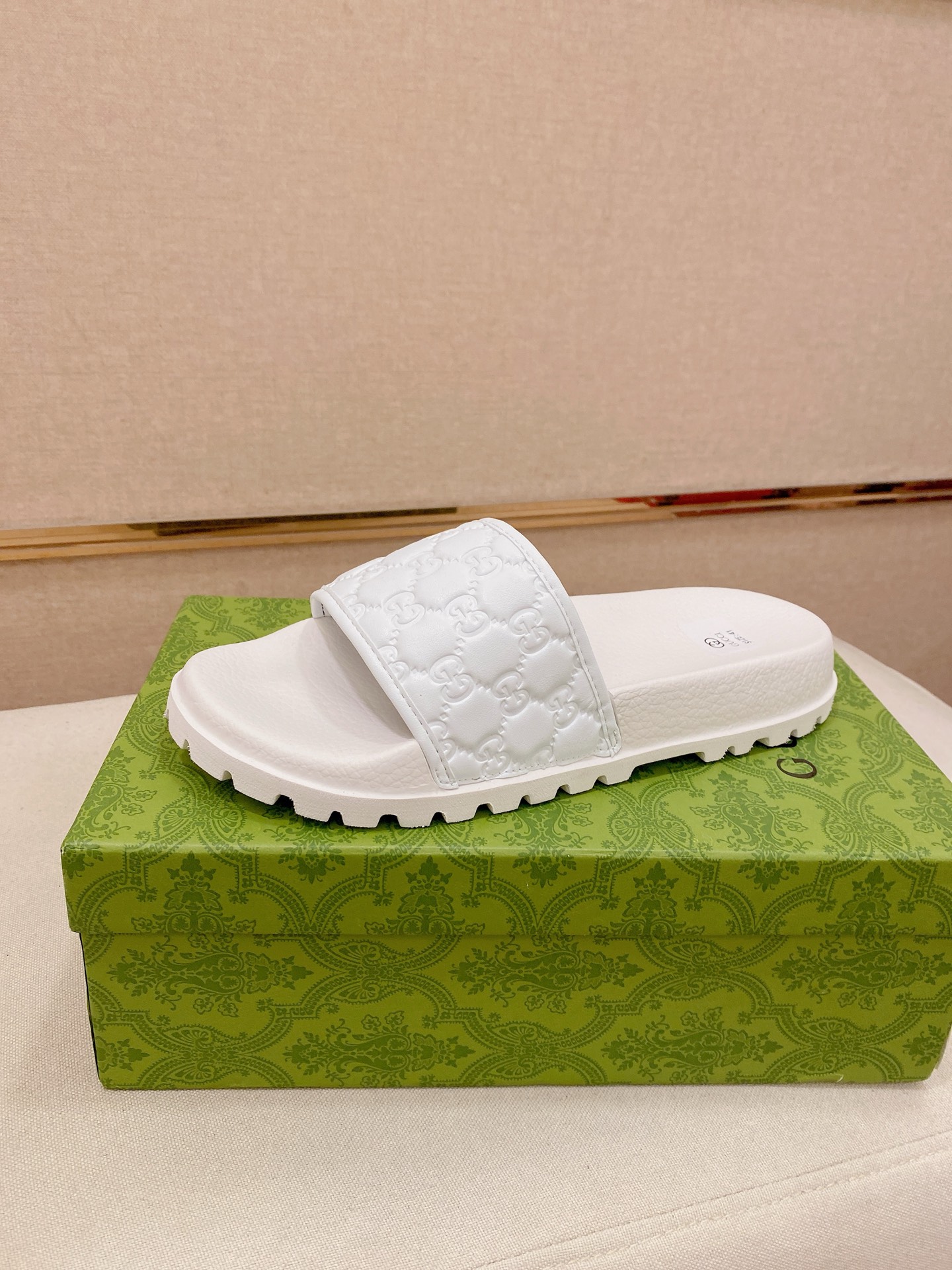 Gucci Style Men's Shoes Lookbook Reference image 1