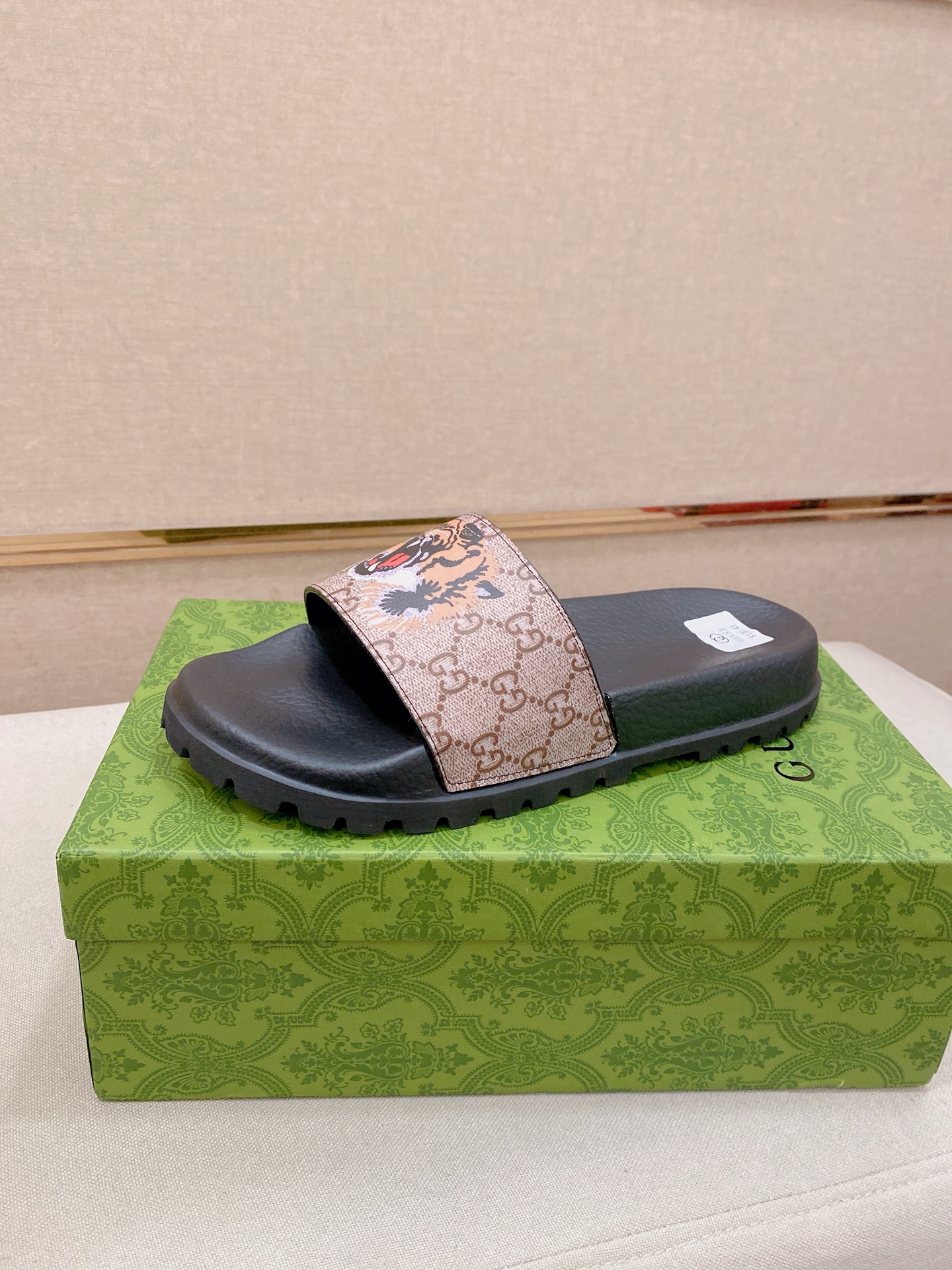 Gucci Style Men's Shoes Lookbook Reference image 1