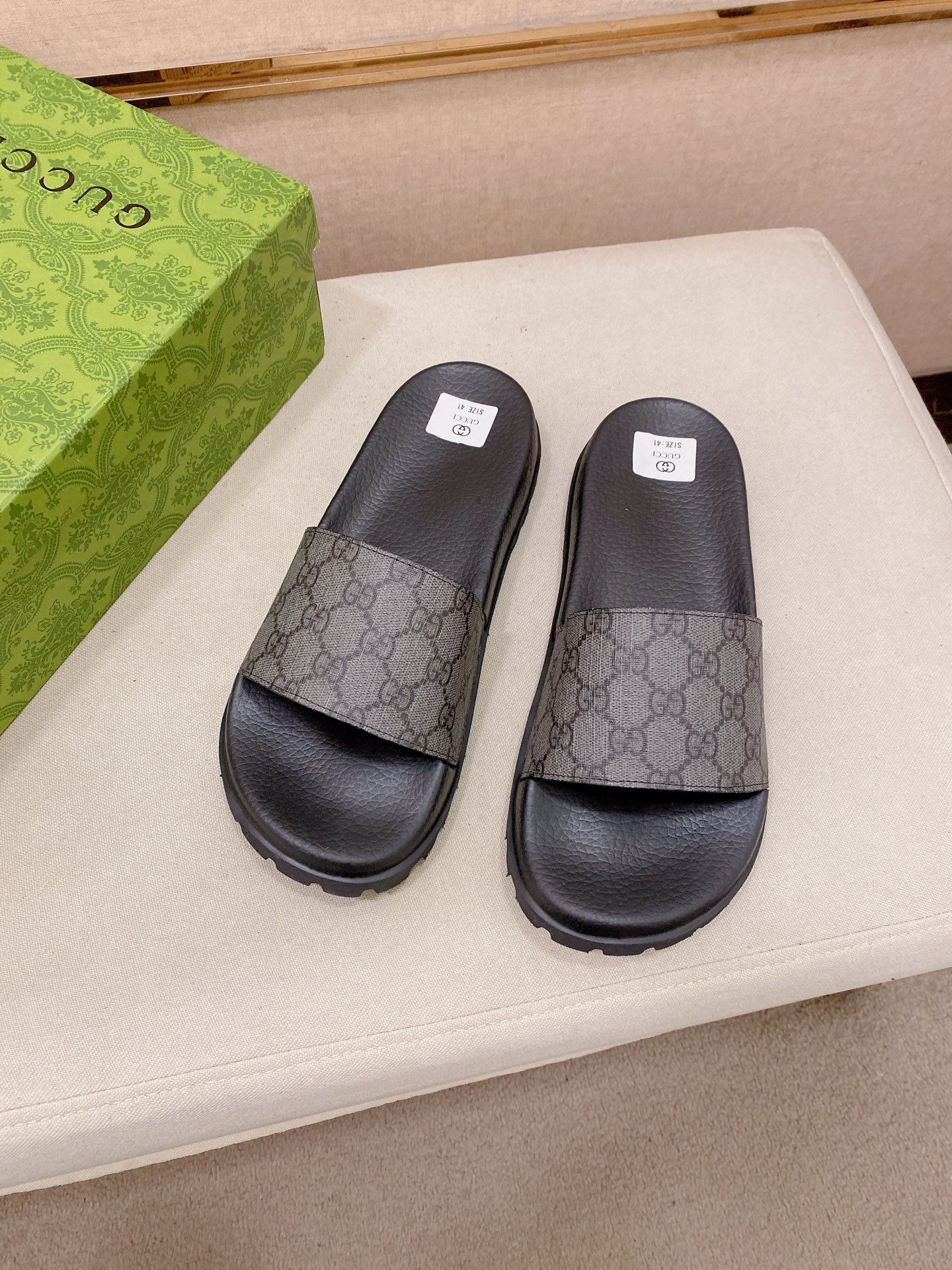 Gucci Style Men's Shoes style reference detail image 6 from source 781383