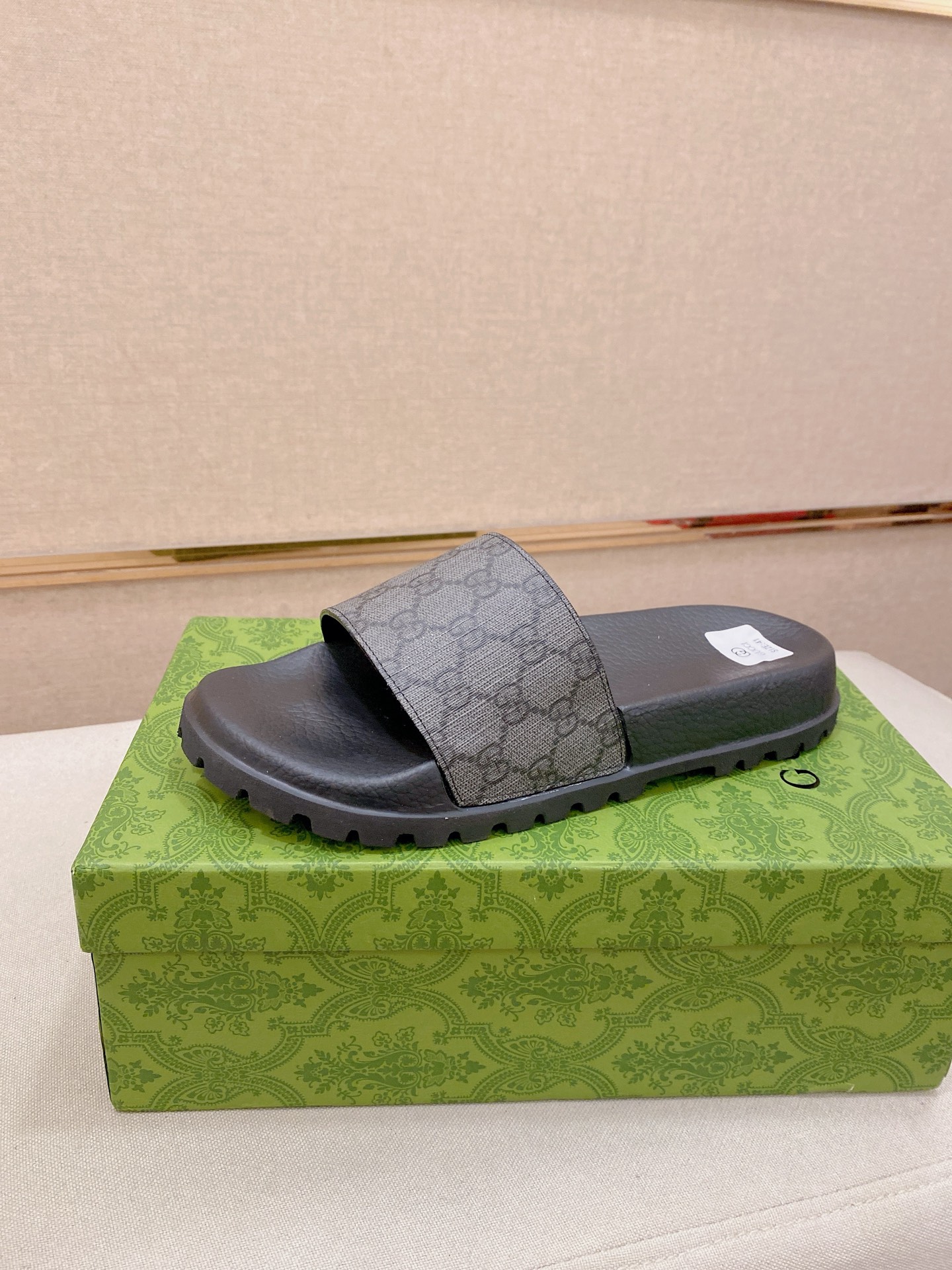 Gucci Style Men's Shoes Lookbook Reference image 1