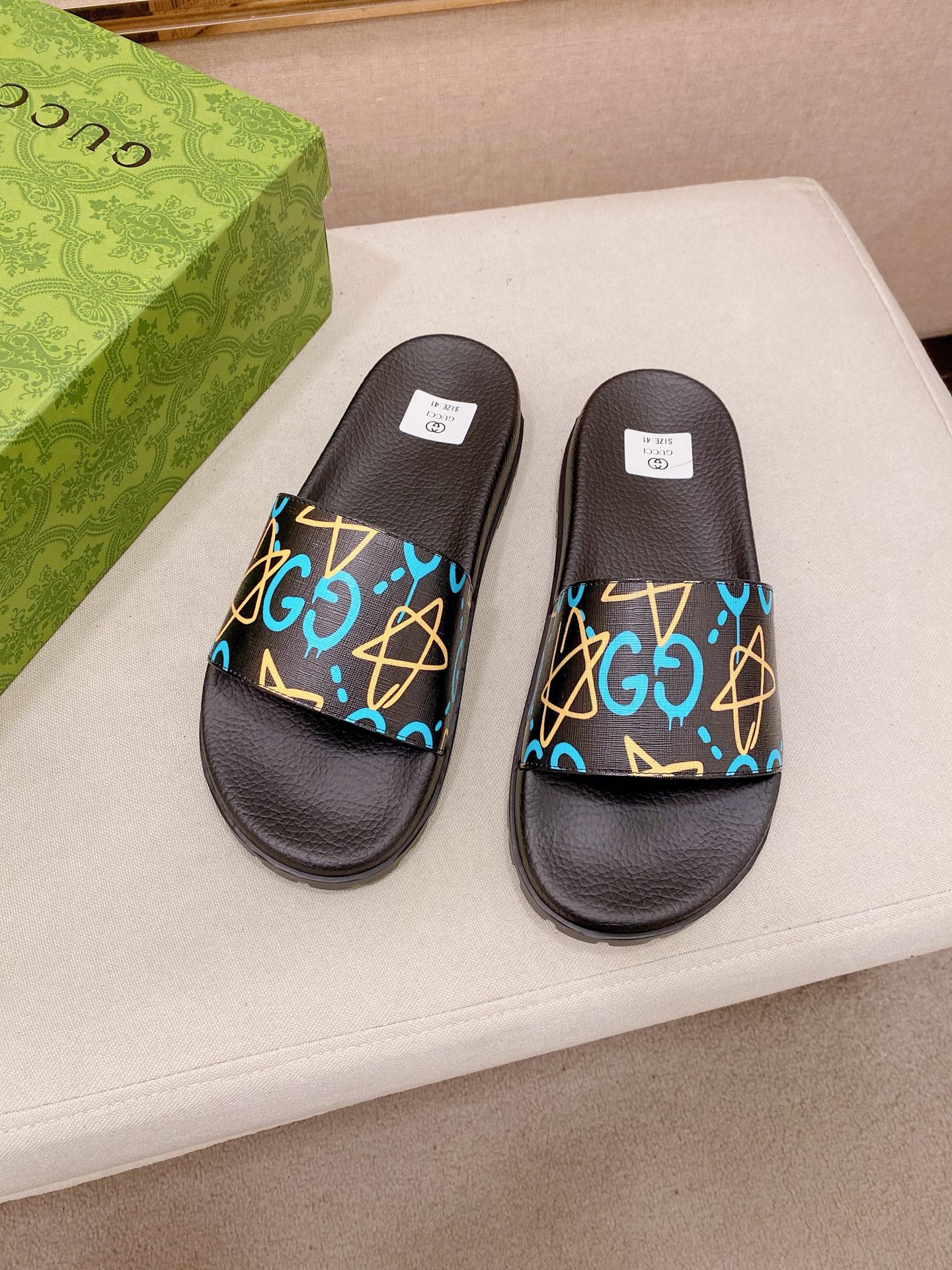 Gucci Style Men's Shoes style reference detail image 6 from source 781386