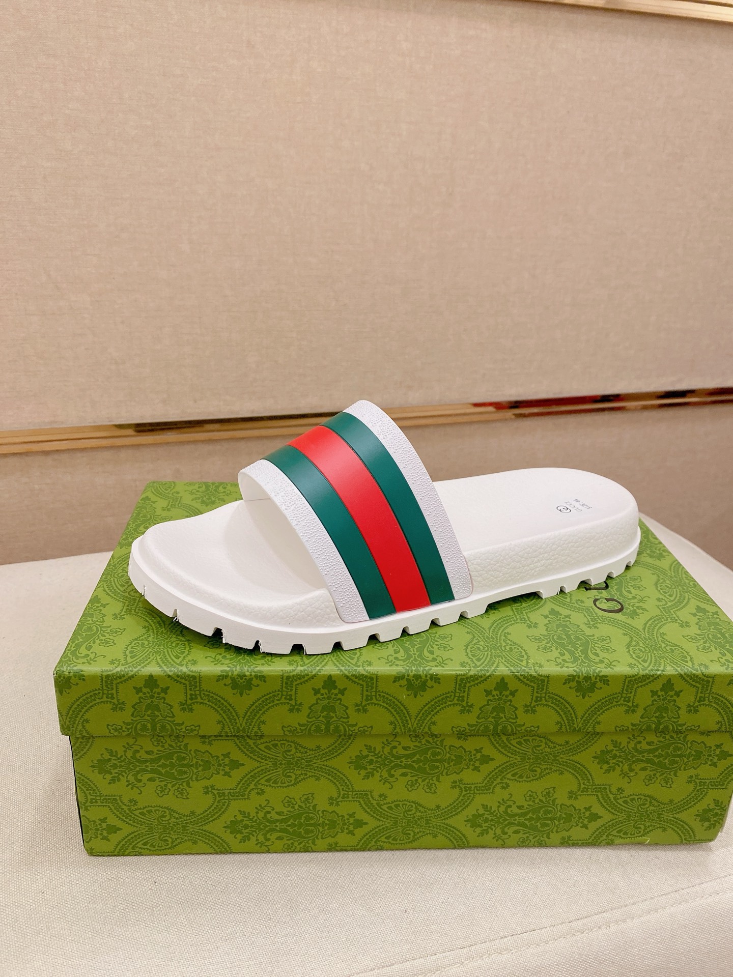 Gucci Style Men's Shoes Lookbook Reference image 1
