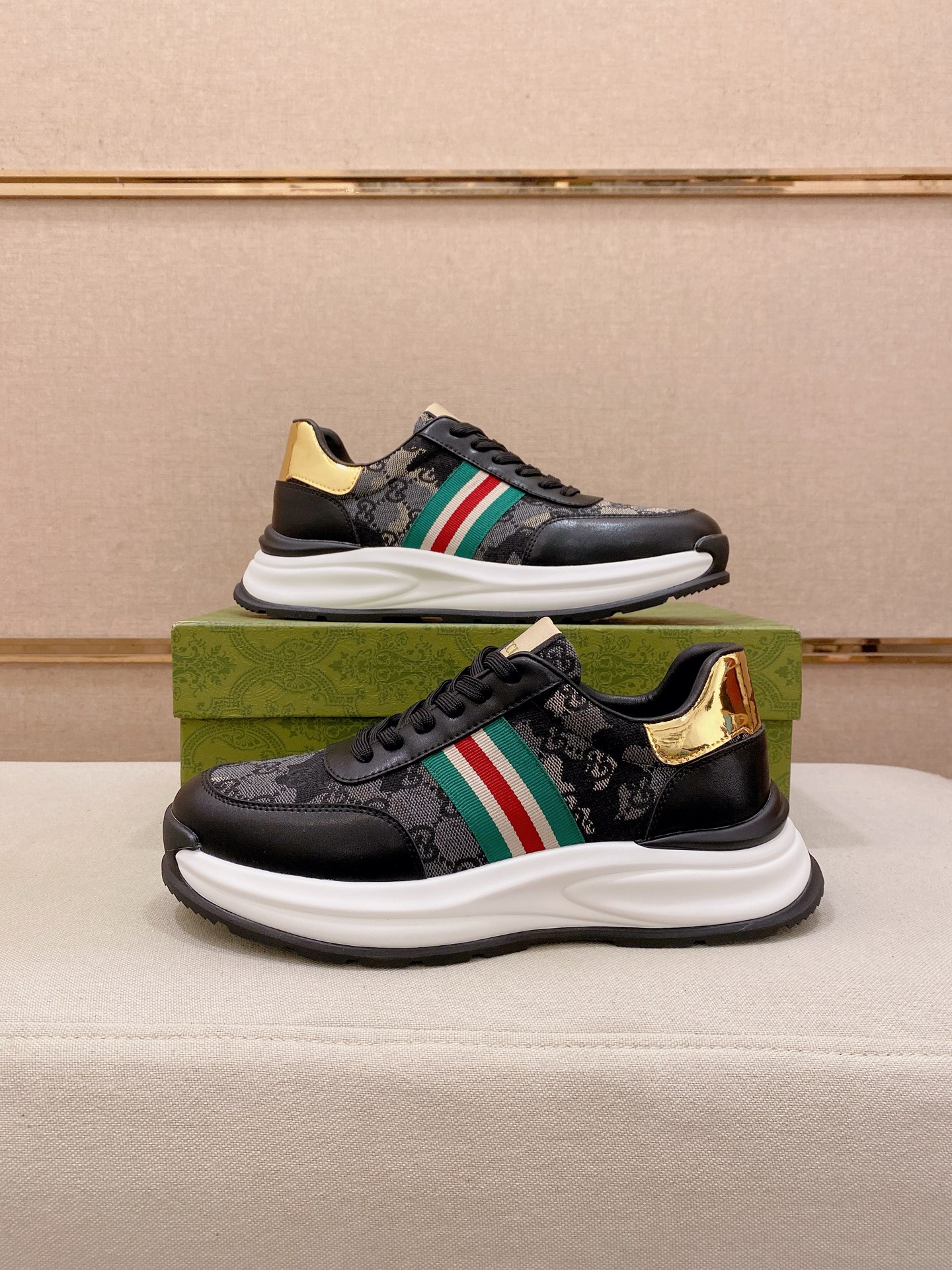 Gucci Style Leather Men's Shoes style reference detail image 7 from source 781397