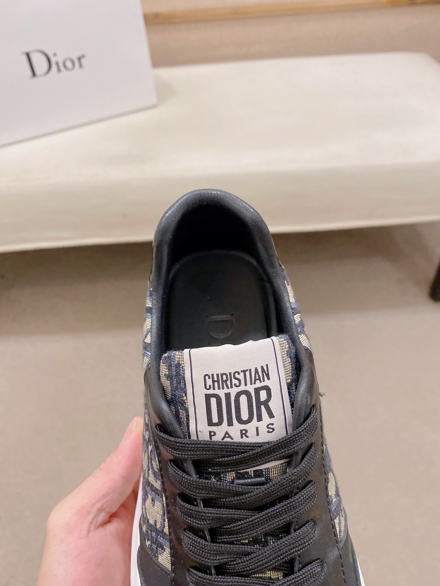 Dior Style Leather Men's Shoes style reference detail image 6 from source 782395