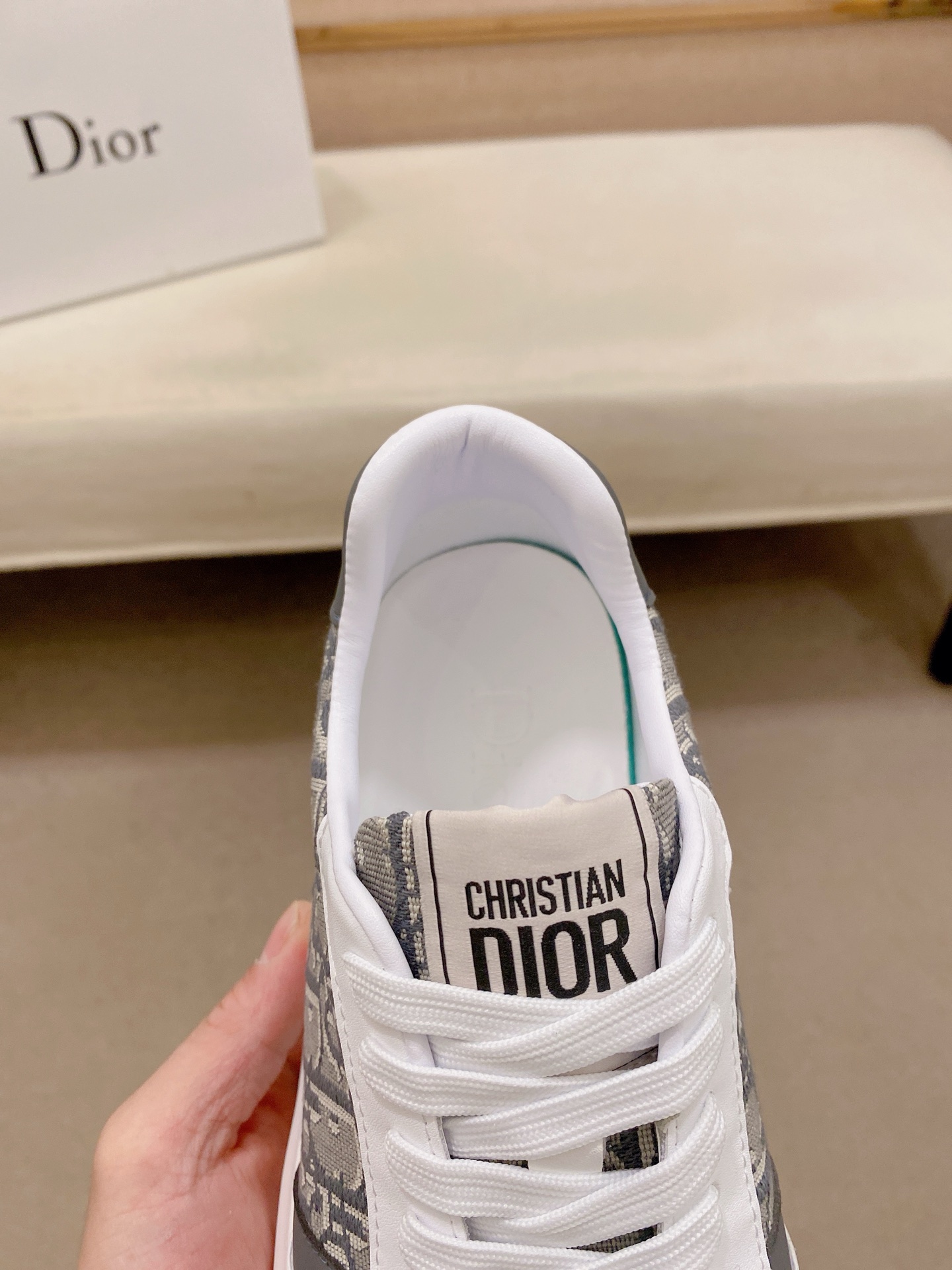 Dior Style Leather Men's Shoes style reference detail image 6 from source 782397
