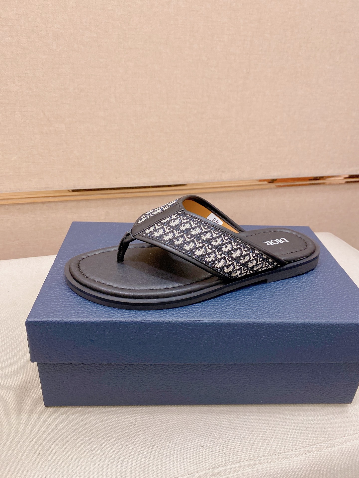 Dior Style Leather Men's Shoes Lookbook Reference image 1