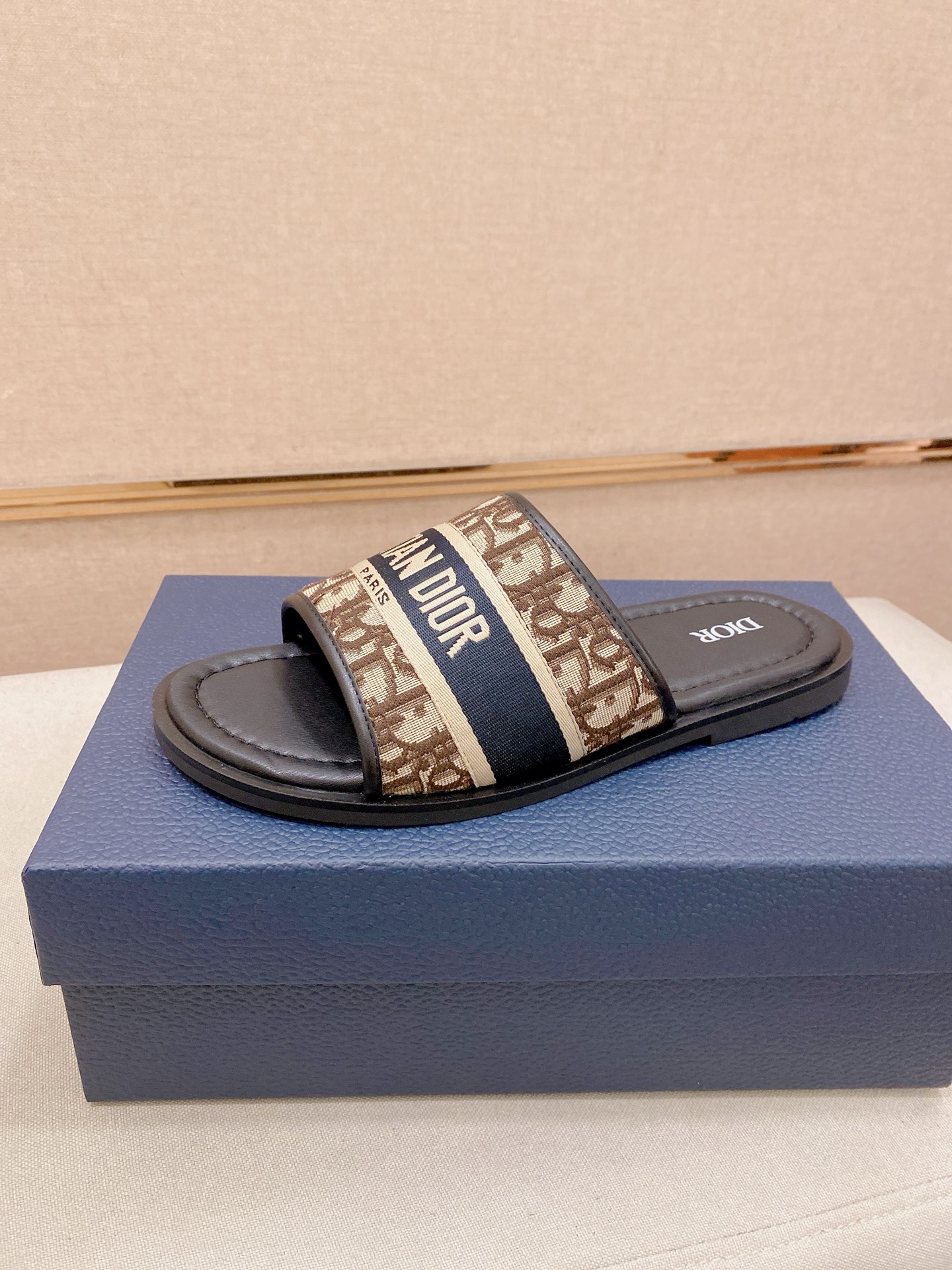 Dior Style Leather Men's Shoes Lookbook Reference image 1