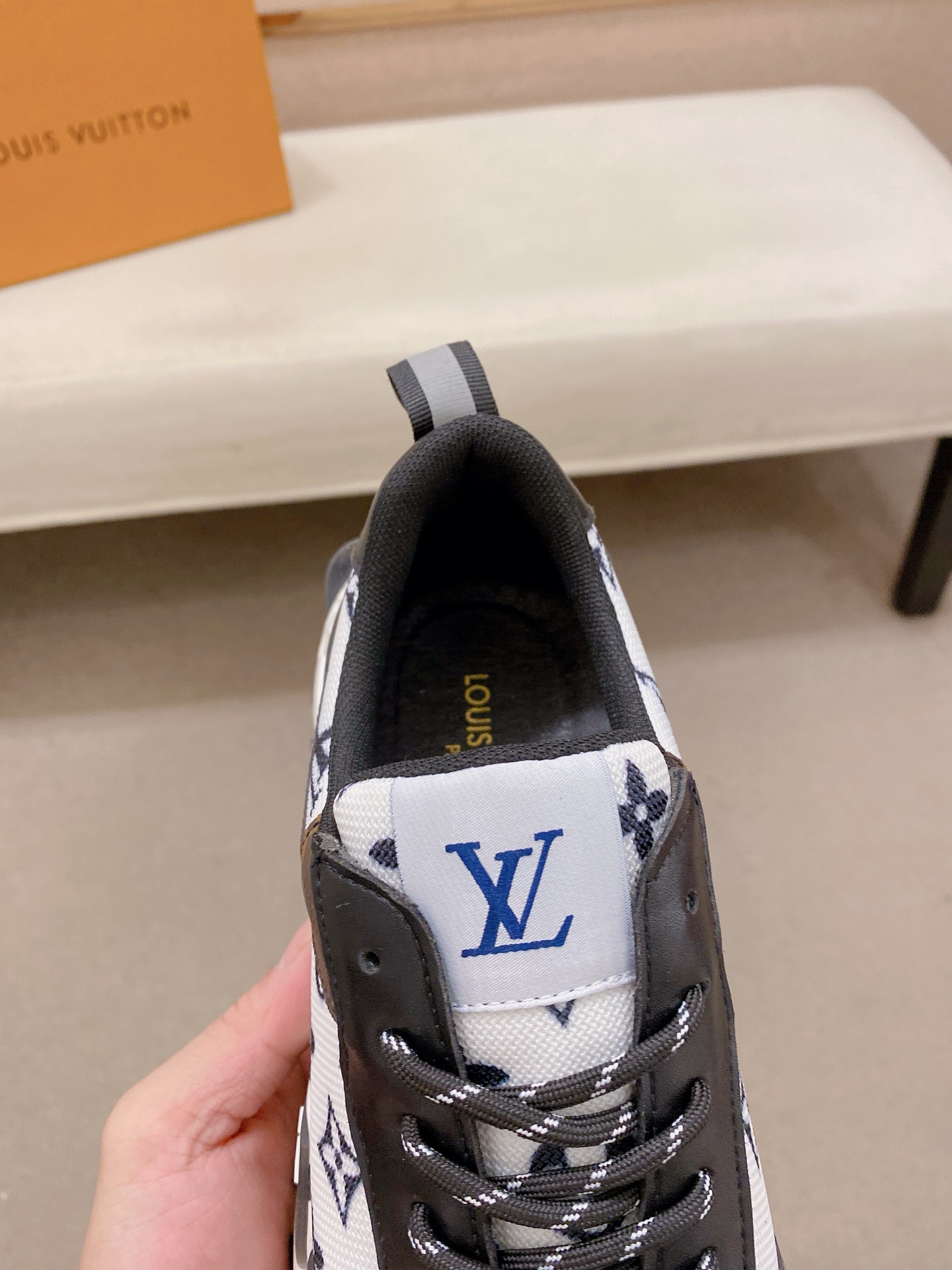 LV Style Leather Men's Shoes style reference detail image 6 from source 780917