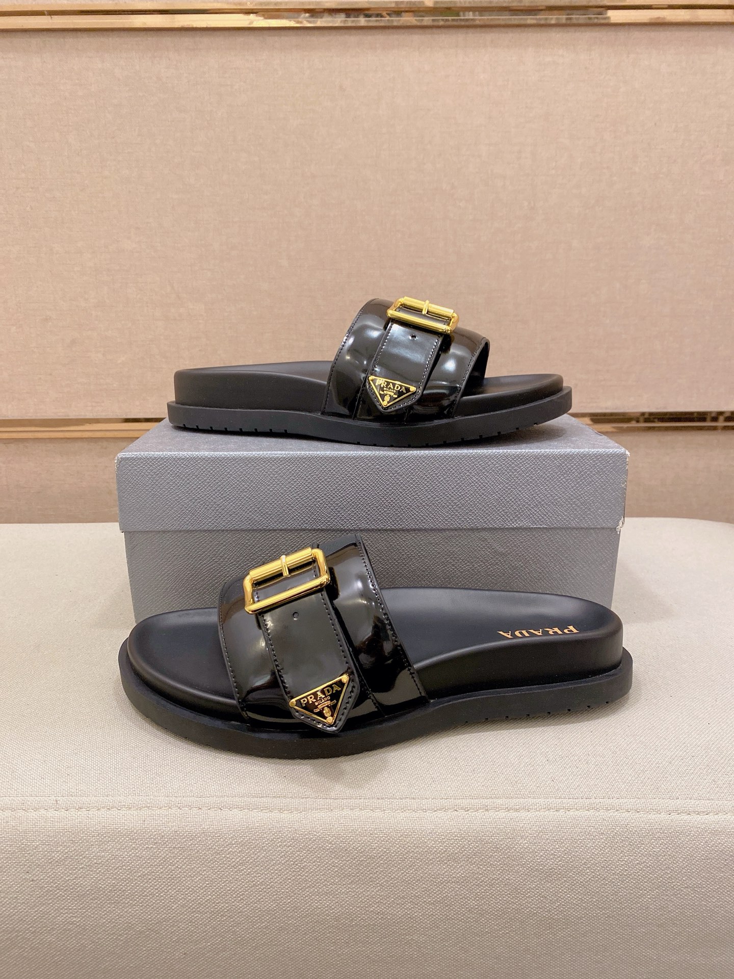 Prada Style Leather Men's Shoes style reference detail image 7 from source 782071