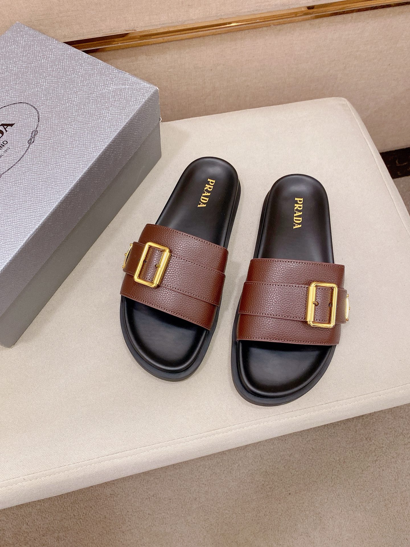 Prada Style Leather Men's Shoes style reference detail image 6 from source 782078