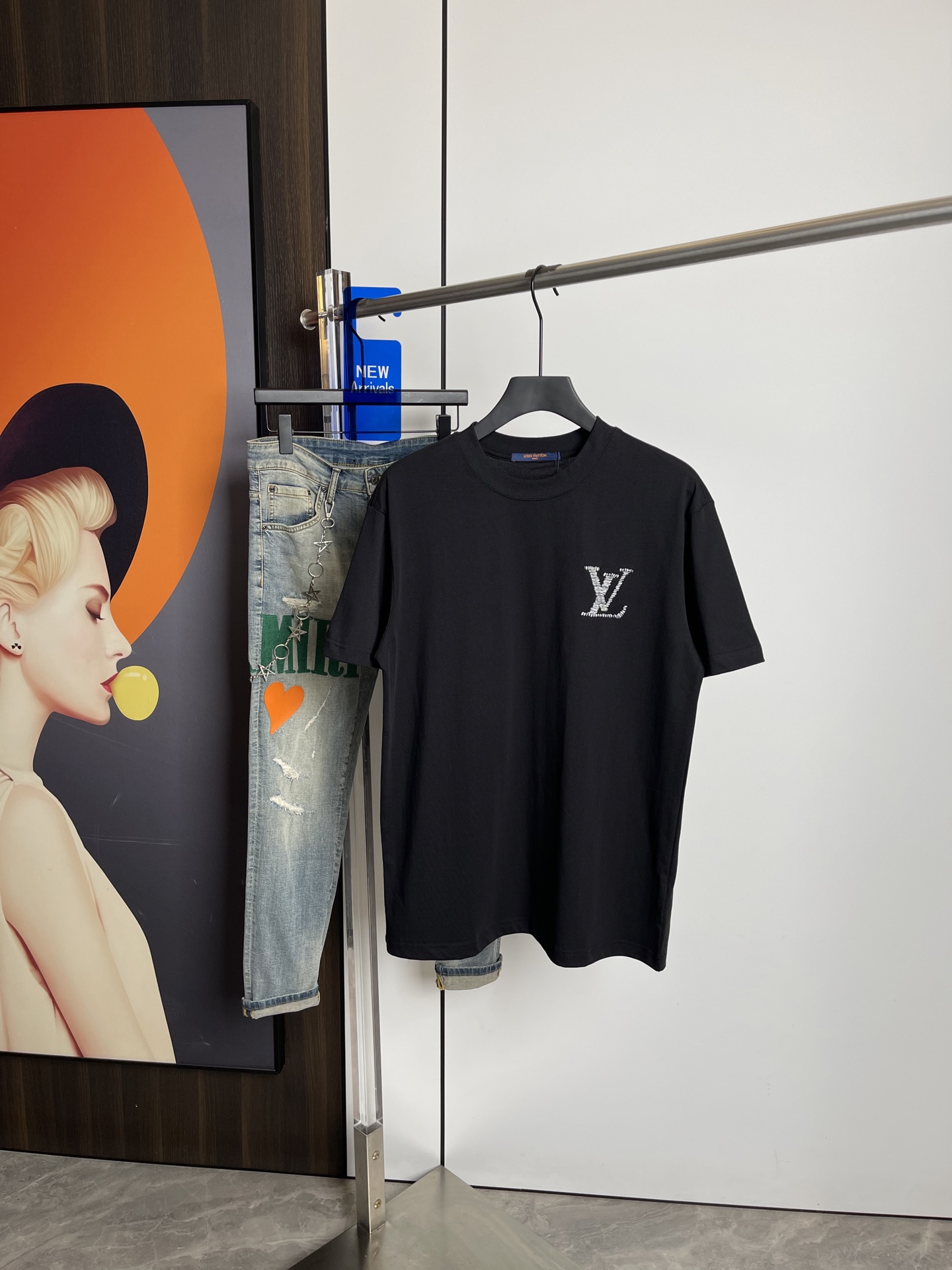 Lv2025春夏新品短袖T恤，原版印花刺绣字母Logo，三标齐 帅...