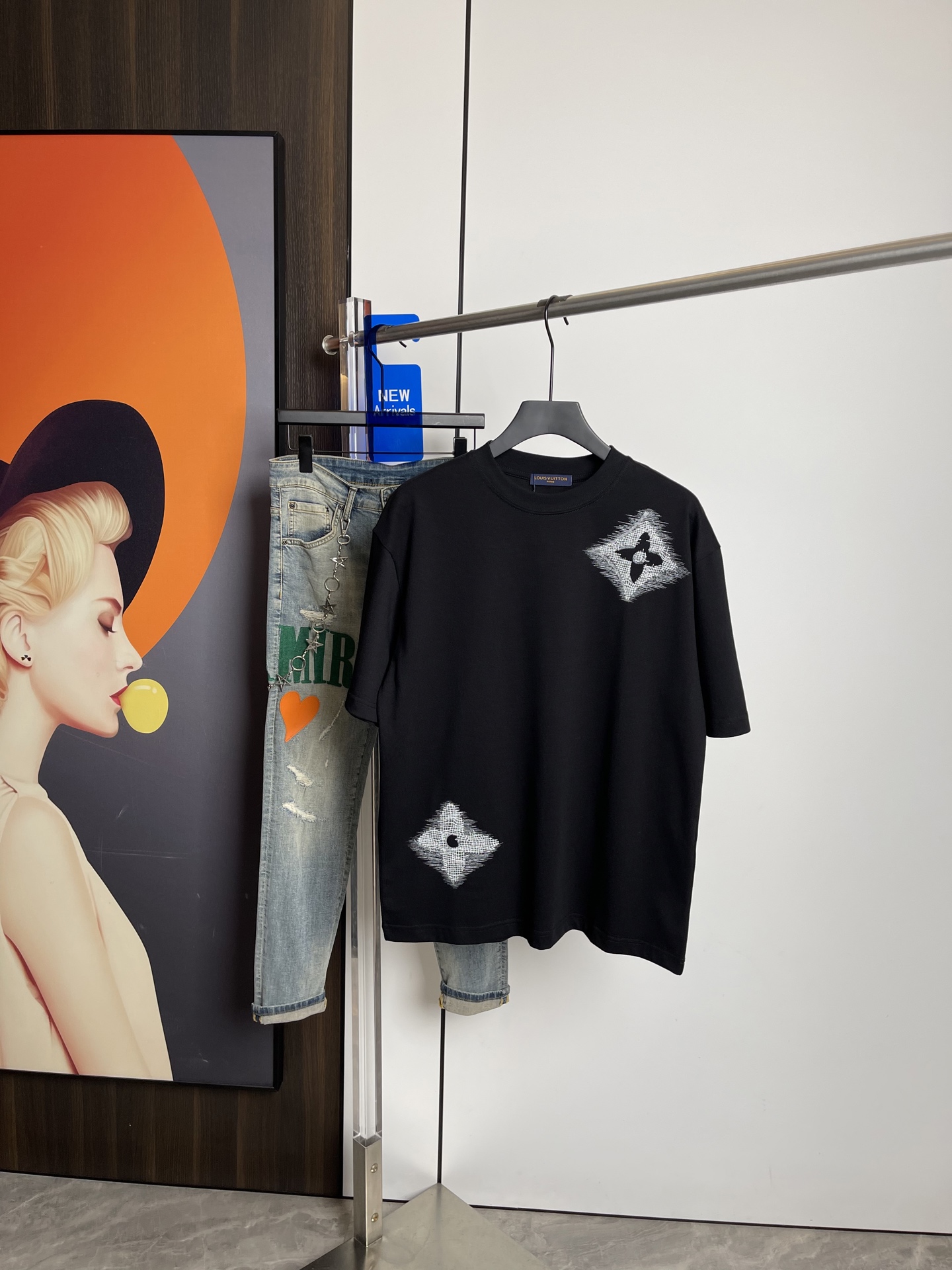 Lv2025夏季新品短袖T恤，一比一原版印花.三标齐 ！简约百...