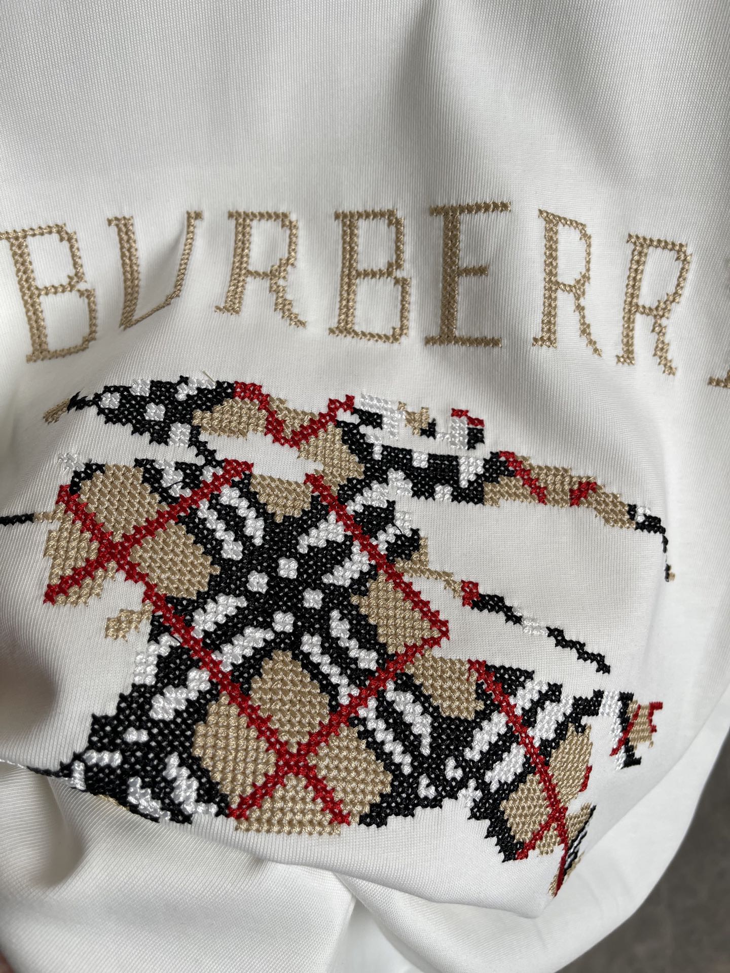 Burberry  T恤服装,男,女 8