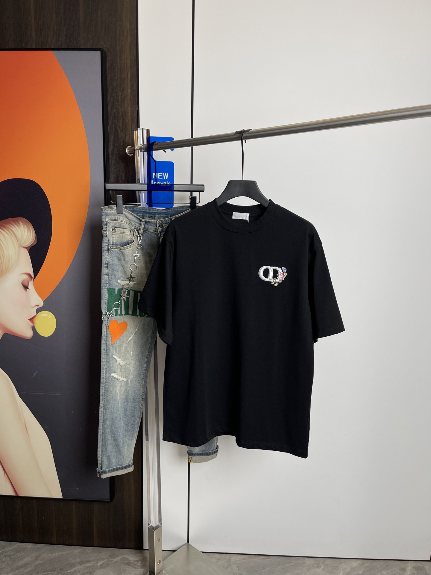 Dior2025夏季新品短袖T恤，原版刺绣印花.三标齐 ！简约百搭...