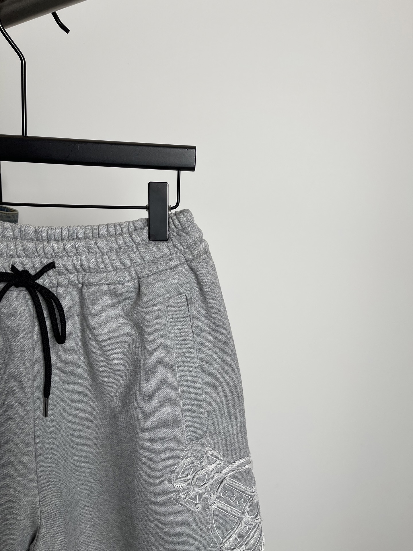 ViVi  Shorts服装 3