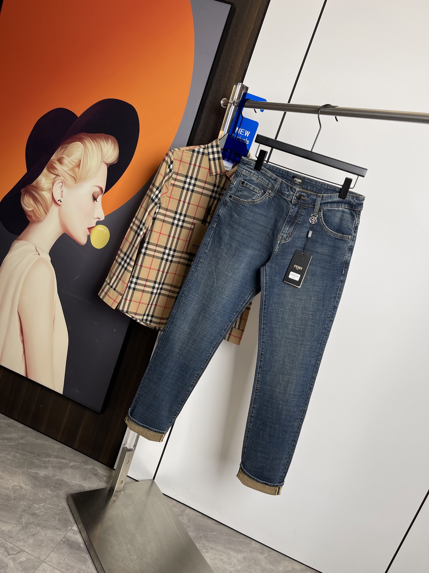 Fendi  牛仔裤服装 1