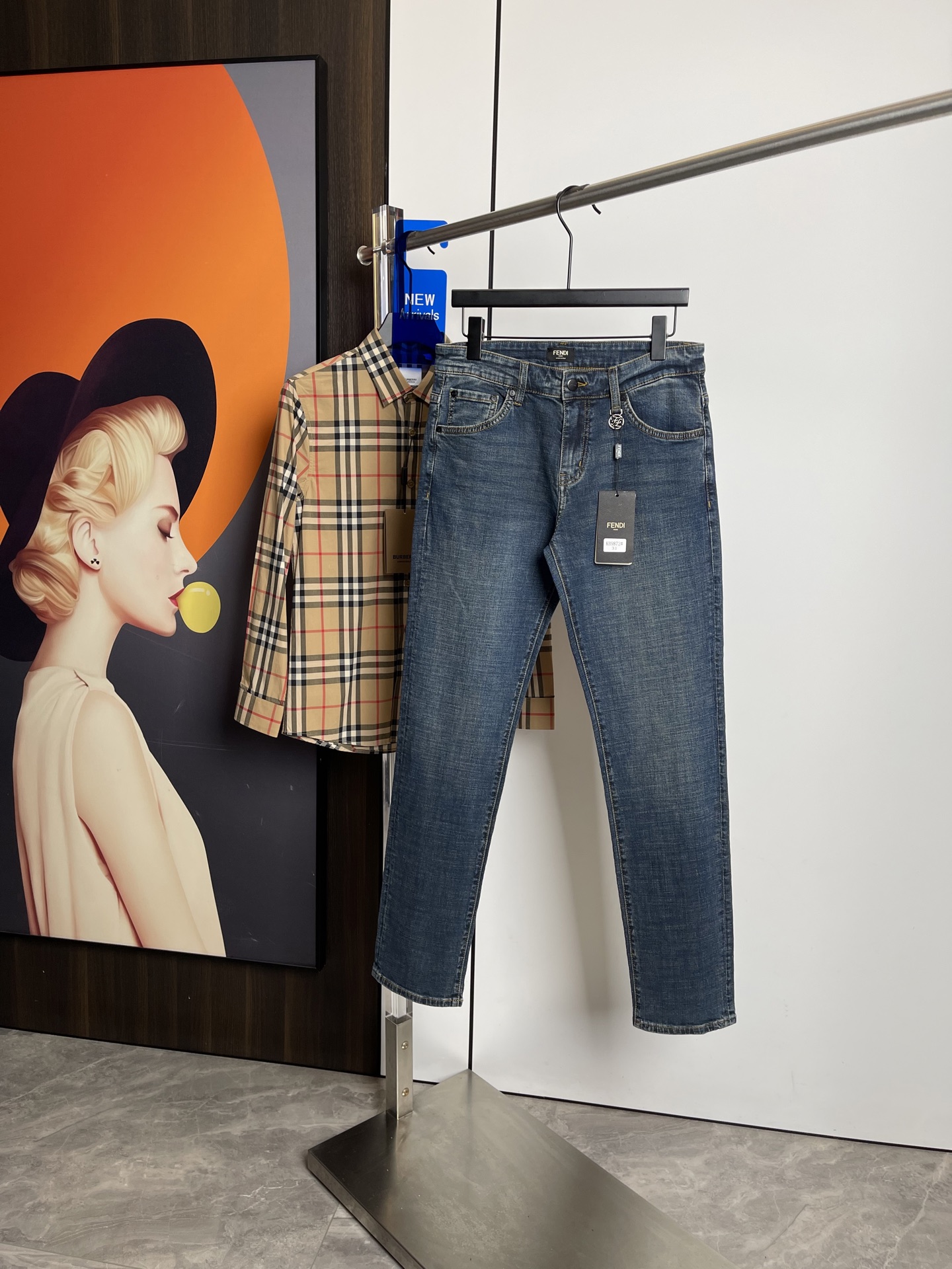 Fendi  牛仔裤服装 2