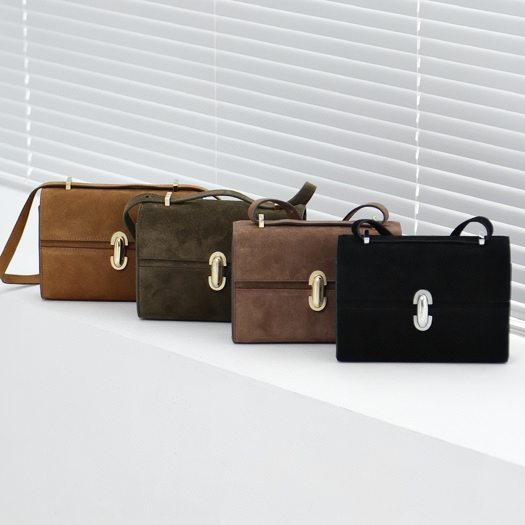 The Row Four colors available