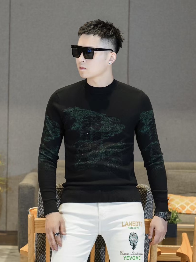 NO:549263,Philip+Plei*Phillip & Price 2025FW autumn and winter men's round neck long-sleeved sweater base shirt, urban fashion trendy age-reducing wear artifact!  The classic and fashionable feel is very strong, and the beautiful and fashionable color combination will lead the trend of the times. Immerse yourself in the colorful autumn slow-tuning time, whoever wears it will be handsome!  New Trading Company channel goods, easy to wear, practical style, can be worn alone or inside, versatile and fashionable style, and the texture is even better. It is selected and mixed and matched with imported wool mulberry silk. It feels delicate and soft, skin-friendly and comfortable without tying. It is extremely comfortable whether it is worn alone or inside. It is minimalist and highlights temperament. Daily outfits are casual and unique. It is slim and not tight, and it is highly elastic on all sides. It is definitely a very comfortable upper body experience. It is a magical item to wear in winter!  The wiring is neat, the details are exquisite, the upper body is very effective, there is no age limit, and it is a boutique on the entire network!  Size M-3XL, PHILIPP PLEIN, alexander wang19860909Philip+Plei*菲利普&普莱斯 2025FW秋冬男士圆领长袖羊毛衫打底衫,都市时尚潮流减龄穿搭神器！经典时尚感非常强,靓丽时尚颜色搭配,简简单单就给你引领了时代的潮流,沉浸多彩秋日慢调时光,谁穿谁帅气！ 新贸易公司渠道货,好穿的实用派,可单穿可内搭,万能时尚百搭款式,质感更是一级棒,甄选进口绵羊毛桑蚕丝混搭定织而成,手感细腻柔软,亲肤舒适不扎人,无论单穿还是内搭都极为舒适,极简凸显气质,日常穿搭随意又不乏个性.修身不紧身,四面高弹,绝对是非常舒适的上身体验感,入冬内搭神物单品！走线工整,细节精湛上身效果十分出色,无年龄层次限定,傲视全网的精品！ 尺码M-3XL,,PHILIPP PLEIN,alexander wang,Men's clothing