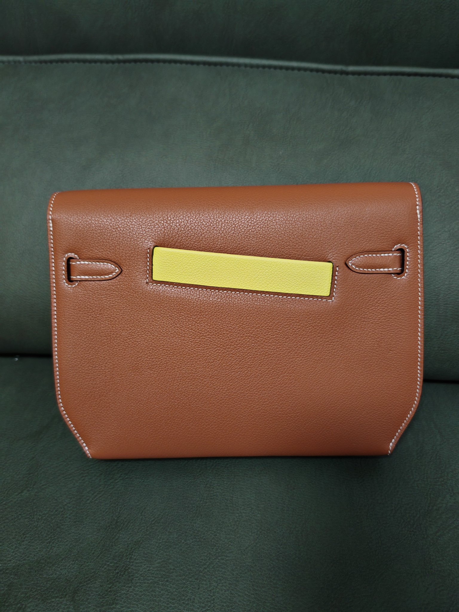 Hermès HERMES Original palm print cowhide imported from France Size 25 C M Can be held in hand or carried on the back [smile]