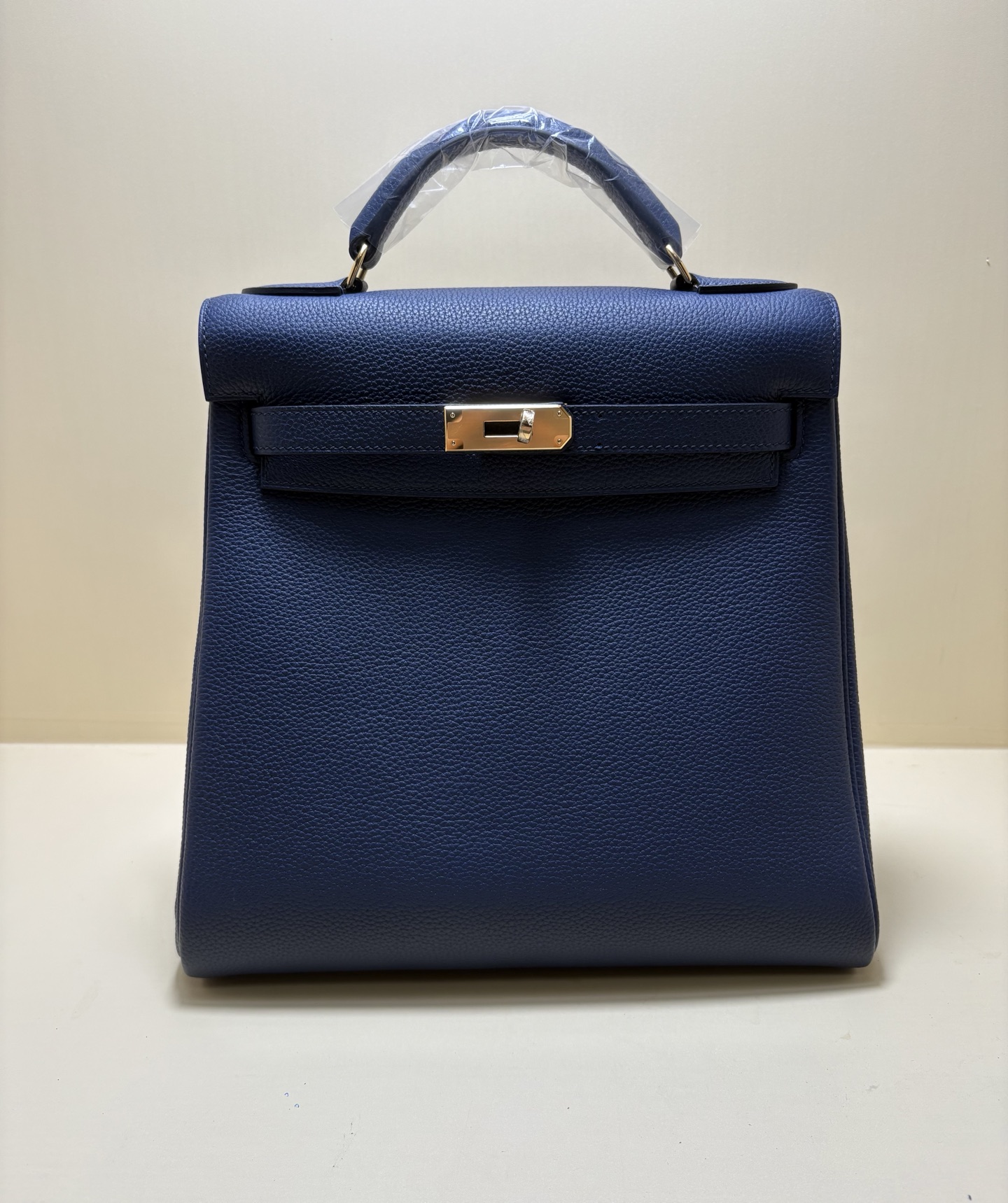 Hermès Kellyado Backpack Adjustable Straps - Stylish and Versatile Accessory 2 i1746251303472 475 0 0