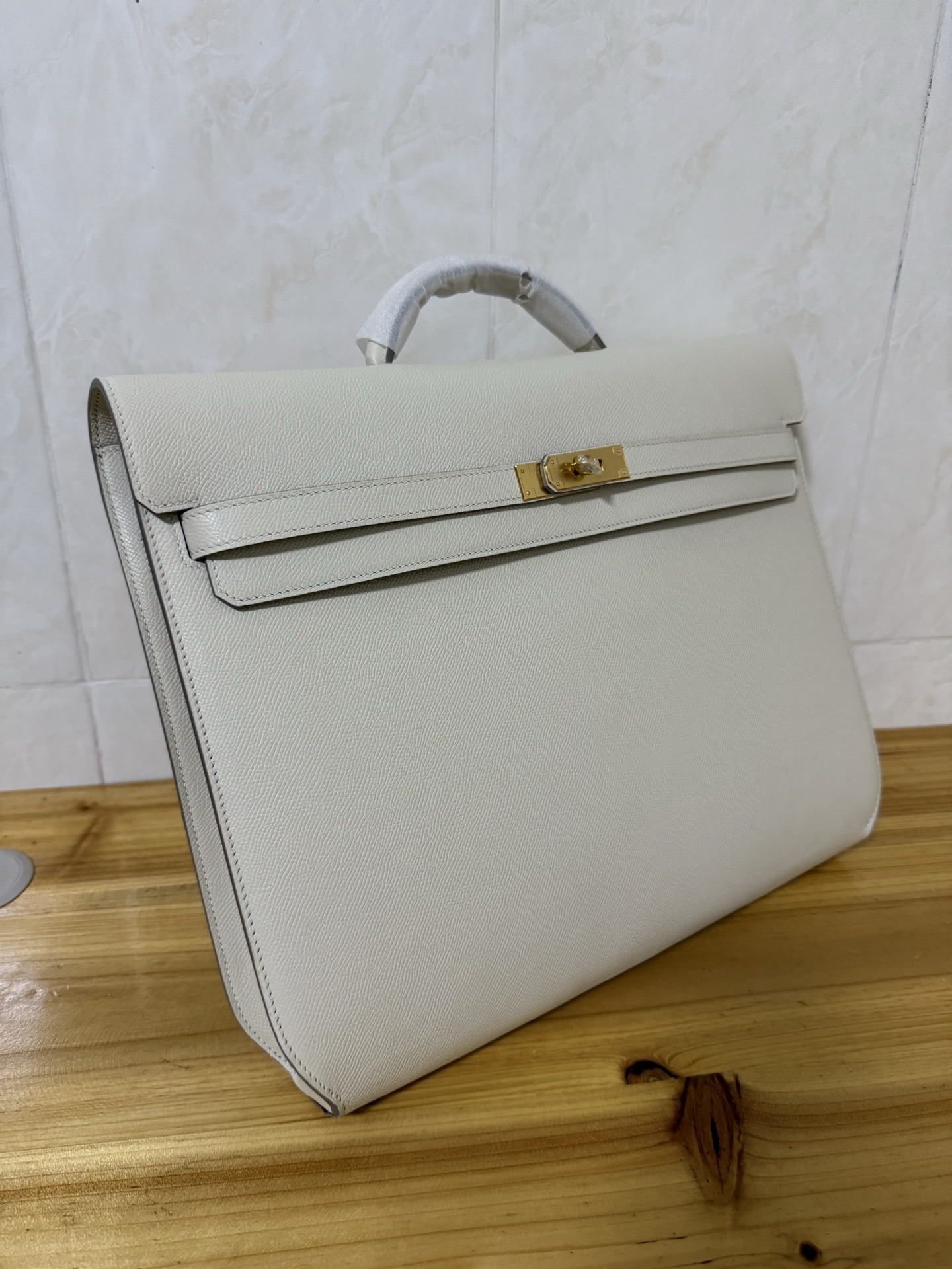 Hermes Kelly Depeches White 36x29x5cm business