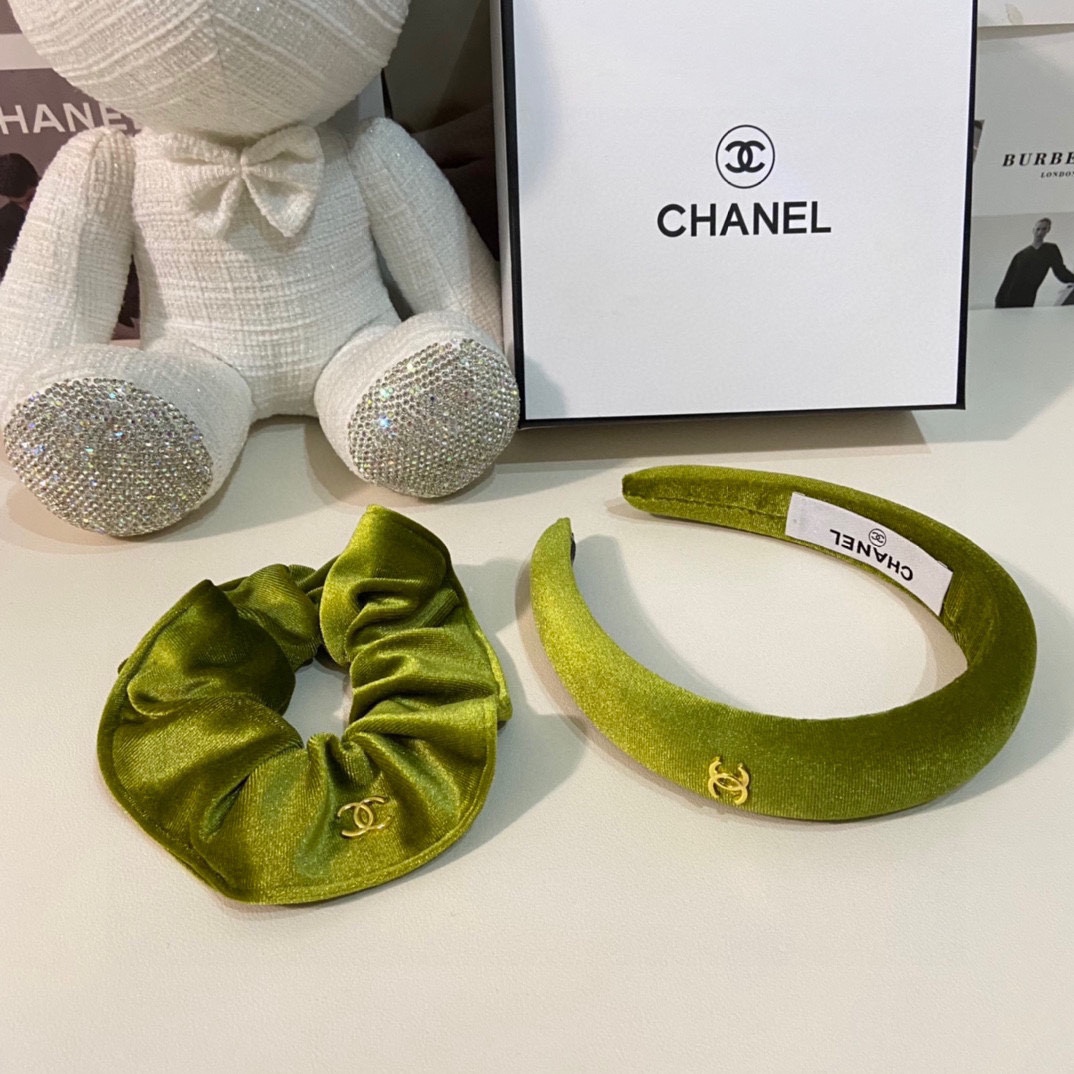 （两件套）配专柜包装 Chanel（香奈儿）最新爆款来啦✨💫丝绒两件套发箍➕发圈优雅的girl值得入手 
