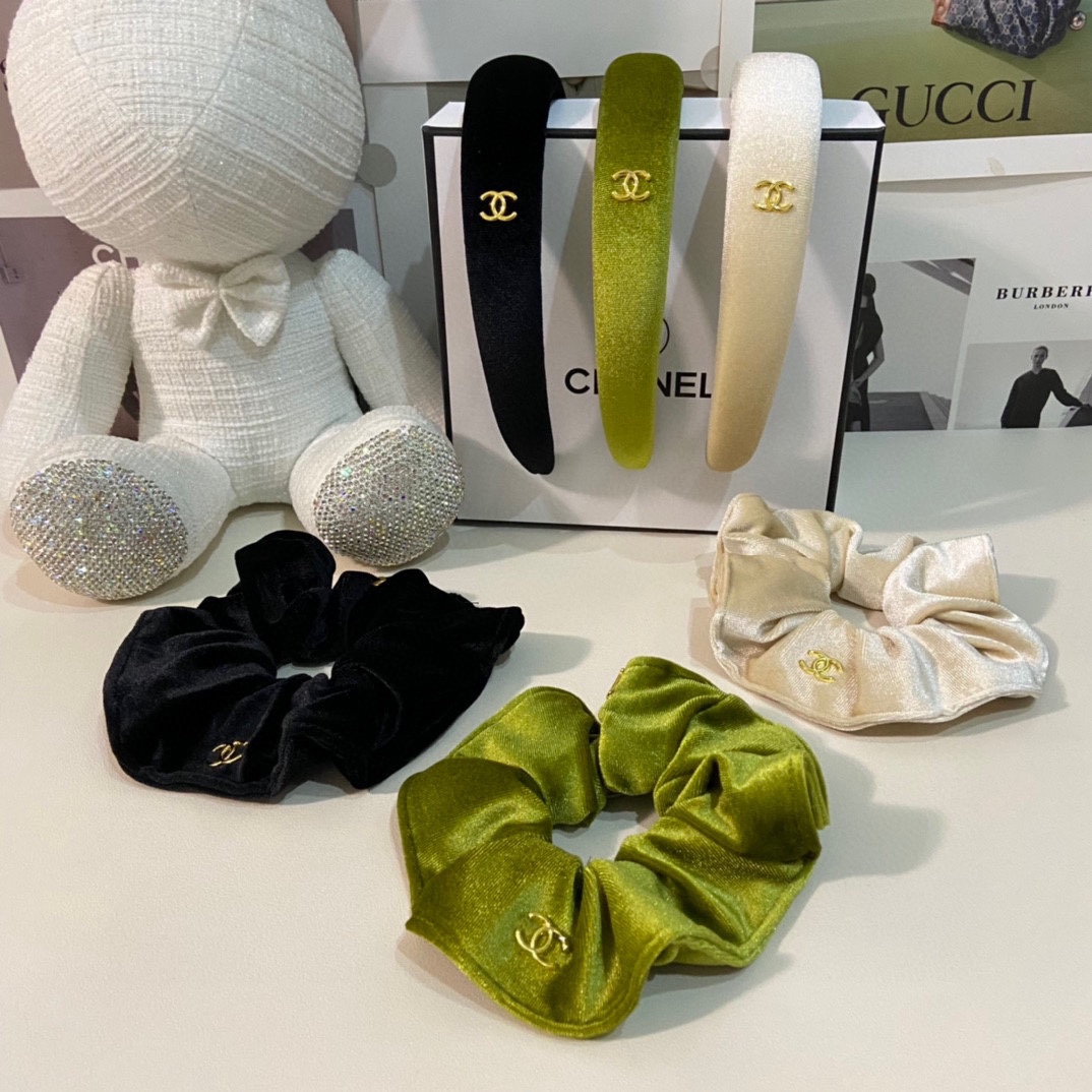 （两件套）配专柜包装 Chanel（香奈儿）最新爆款来啦✨💫丝绒两件套发箍➕发圈优雅的girl值得入手 