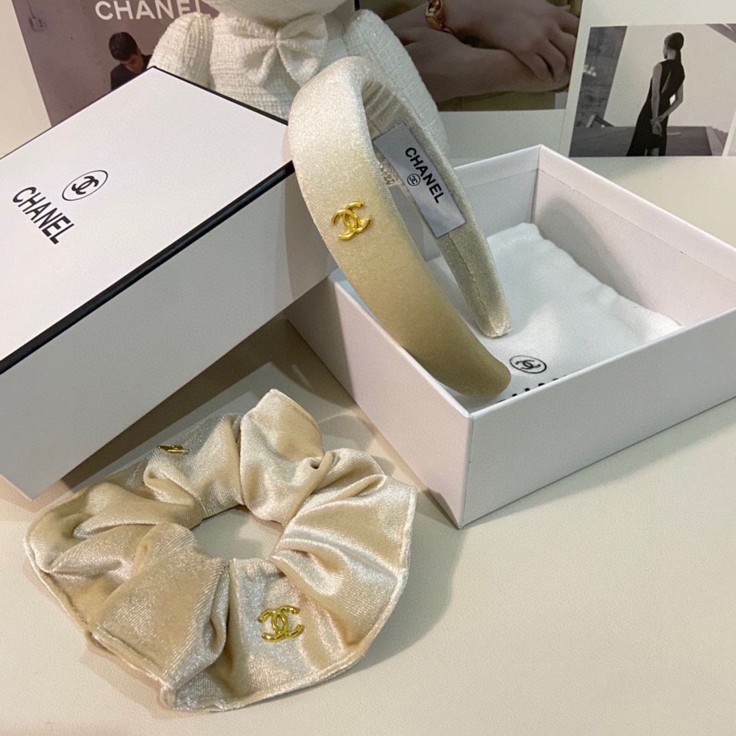 （两件套）配专柜包装 Chanel（香奈儿）最新爆款来啦✨💫丝绒两件套发箍➕发圈优雅的girl值得入手 