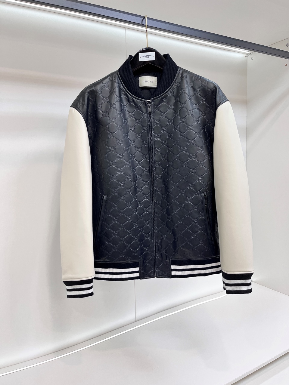 NO:814086,Brand Gucci Material imported sheepskin Craftsmanship Size 48-56 (special size customization),,gucci,sheepskin,Top Customize119860909品牌Gucci 材质进口绵羊皮 工艺 尺码48-56（特殊尺码定制）,,gucci,sheepskin,Top Customize1,Men's clothing