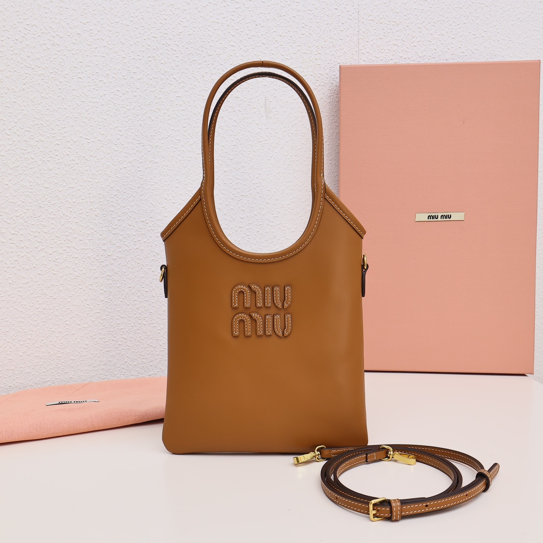 MinMin Mini Tote Mini Ivy! So cute! Fell in love at first sight, really starting to like it more and more~ The color and shoulder strap are both wonderful! It's so stylish to carry it out, especially in a Korean style. It's very versatile and looks good in all seasons!!! A must-have!!! Leather: Imported top-grade cowhide Size: Height 23cm, Width 20cm. Comes with original factory packaging. Color: Cognac. image 1
