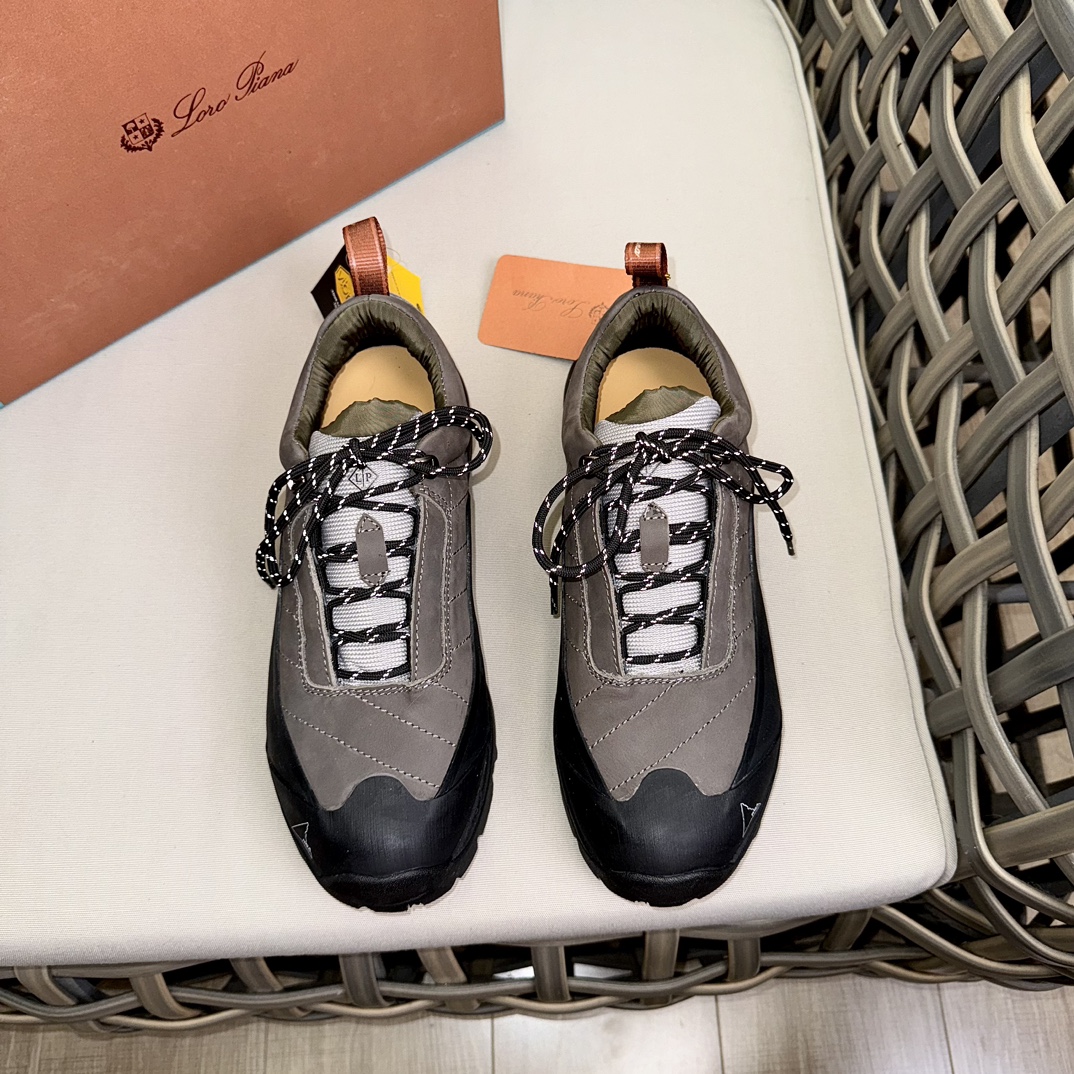 LP Recién llegadasLa nueva zapatilla Katharina de Loro Piana Para los entusiastas de las actividades