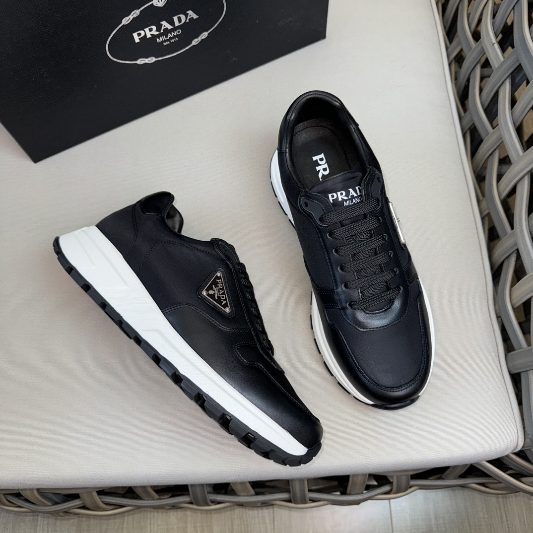 Prada Haute Couture Classic Luxury Leather Shoe Loafer Shoes Ref 3
