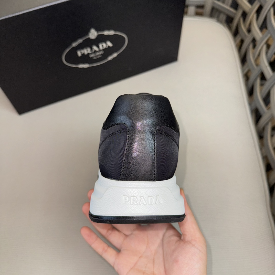 Prada Haute Couture Classic Luxury Leather Shoe Loafer Shoes Ref 7