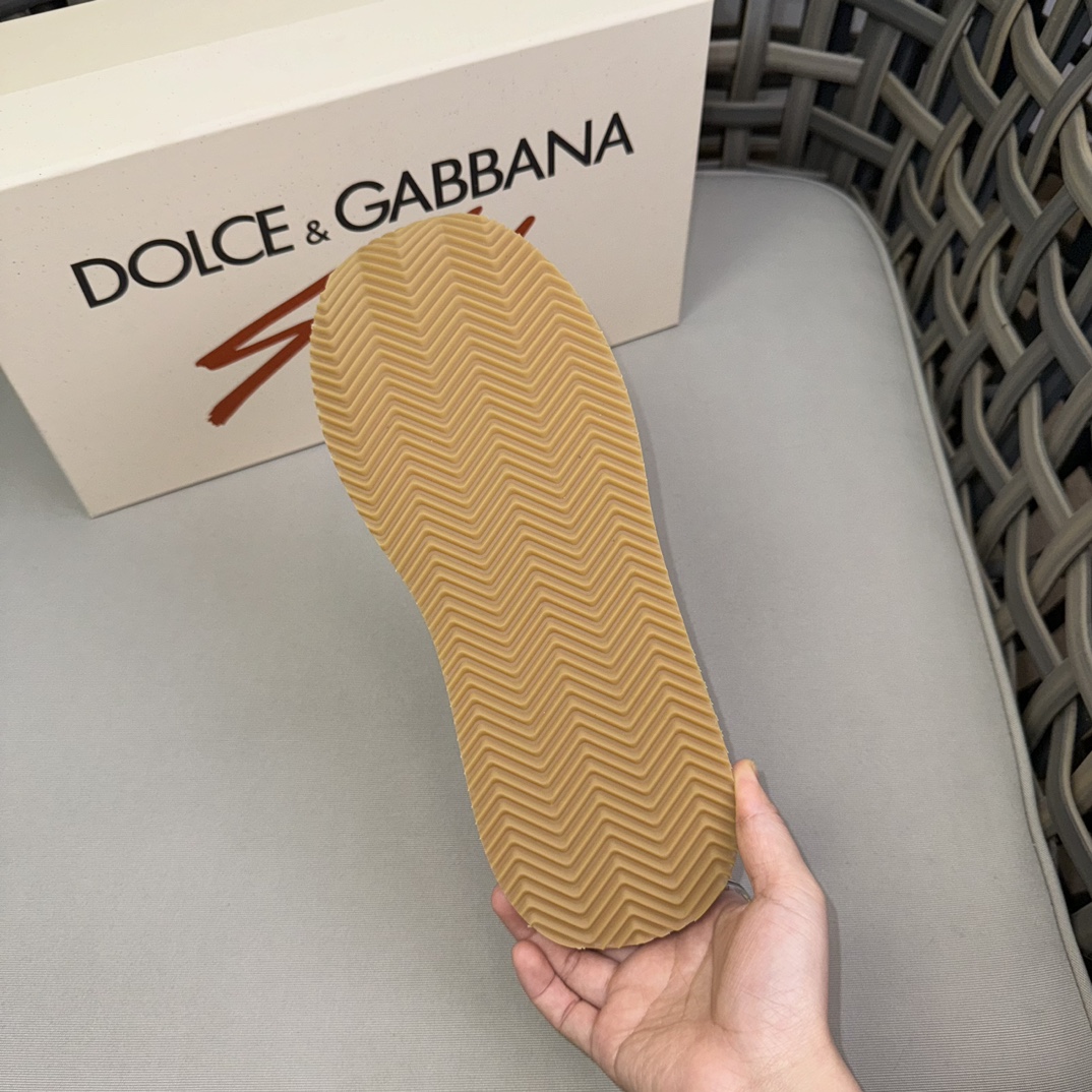 Dolce&Gabbana DG Cushion 拼接材质男士运动休闲鞋 8
