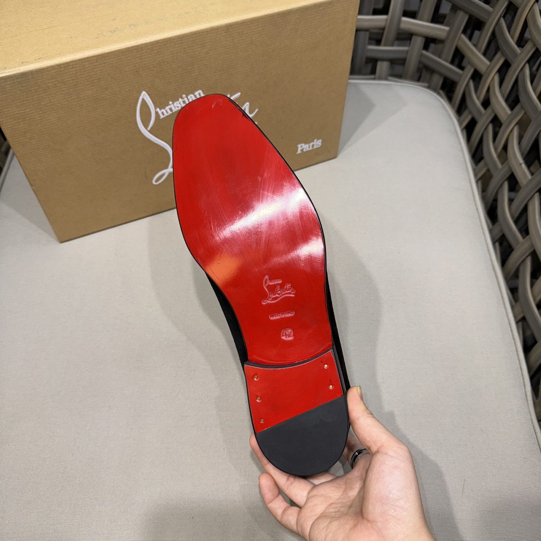 路铂廷 Christian Louboutin 奢华美妆口红唇膏护肤彩妆 #76D94B25 8