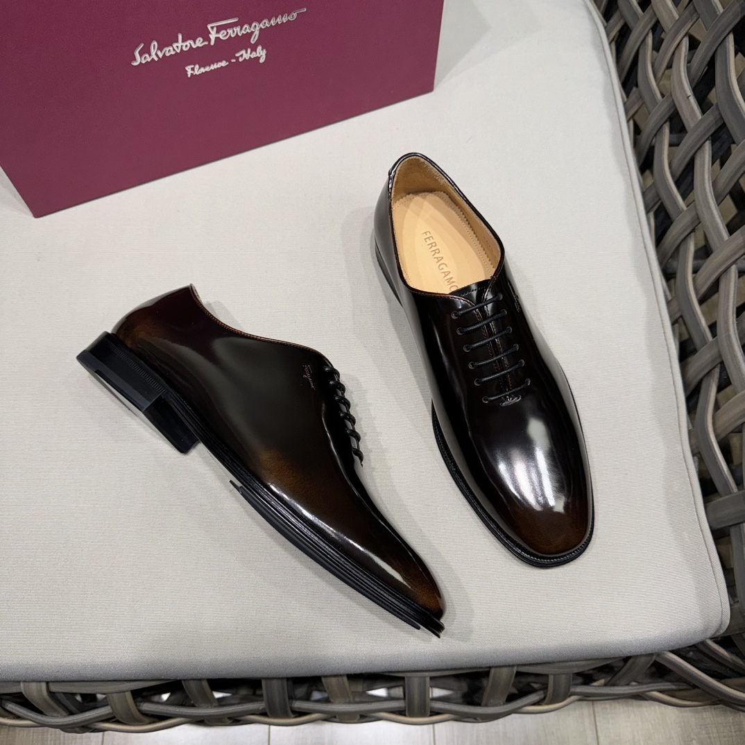 Salvatore Ferragamo Men's Leather Dress Shoes - Business & Casual 4 i1731334261 4853 1