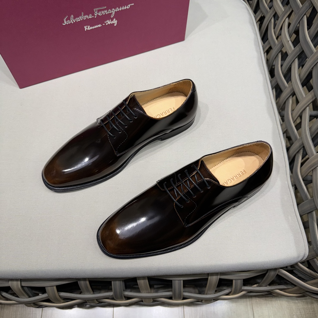 Salvatore Ferragamo Men's Leather Dress Shoes - Superior Comfort & Style 3 i1731334618 204 2