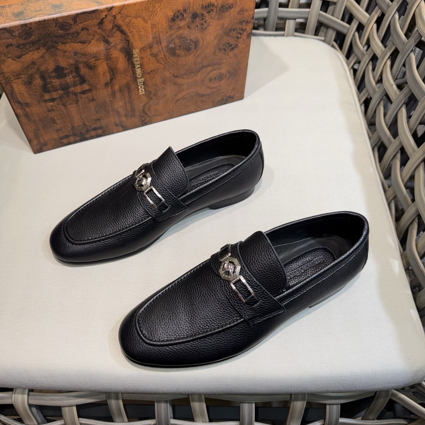 Stefano Ricci Men's Black Leather Loafers with Metal Buckle Detail 3 i1744143268262 8499 0 1