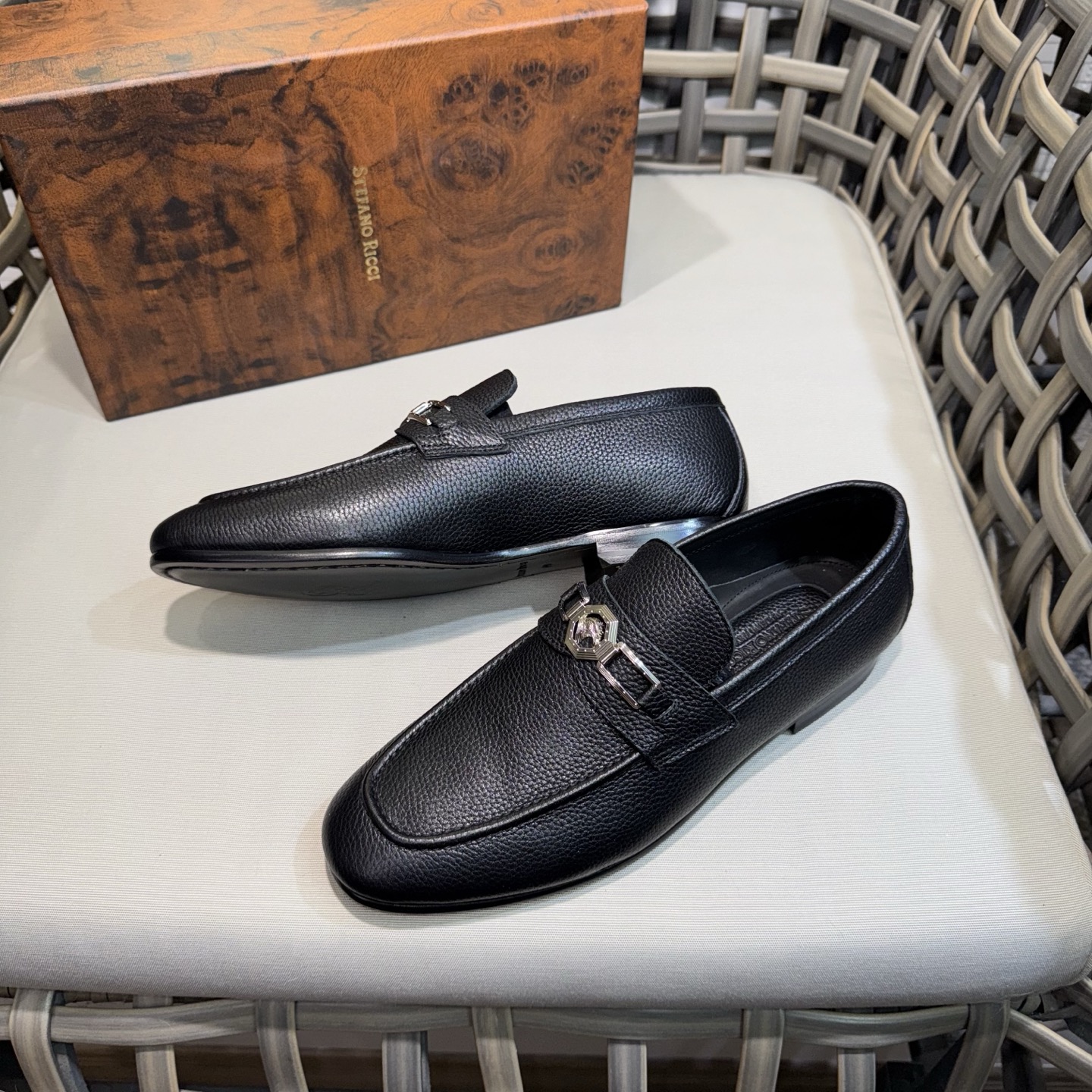 Stefano Ricci Men's Black Leather Loafers with Metal Buckle Detail 5 i1744143270450 5348 0 3