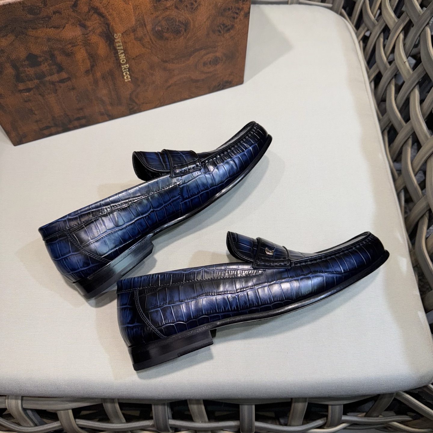Stefano Ricci Men's Blue Croc-Embossed Leather Loafers - Formal & Casual 7 i1744143536086 1996 0 5